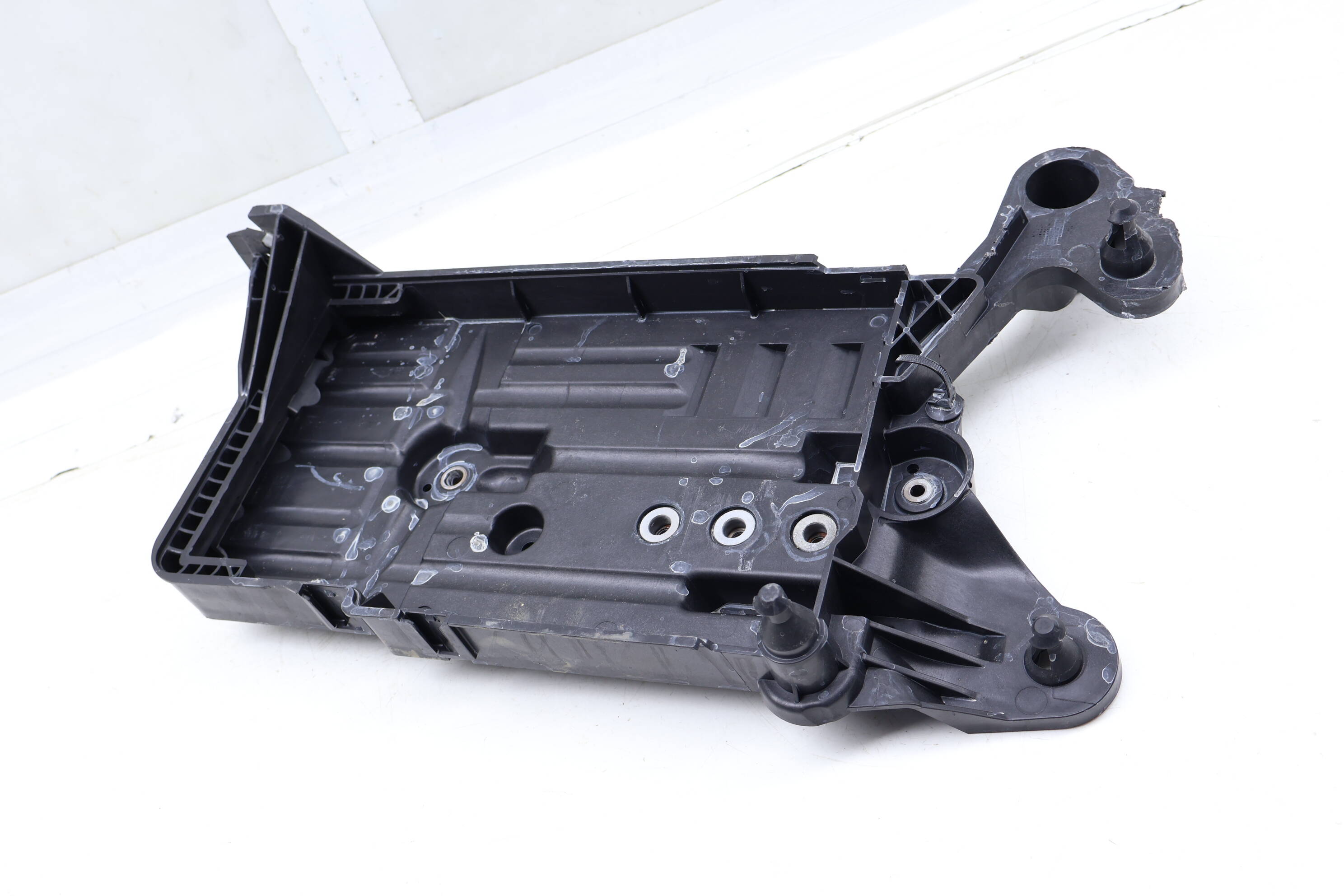 Battery Tray 5Q0915331K