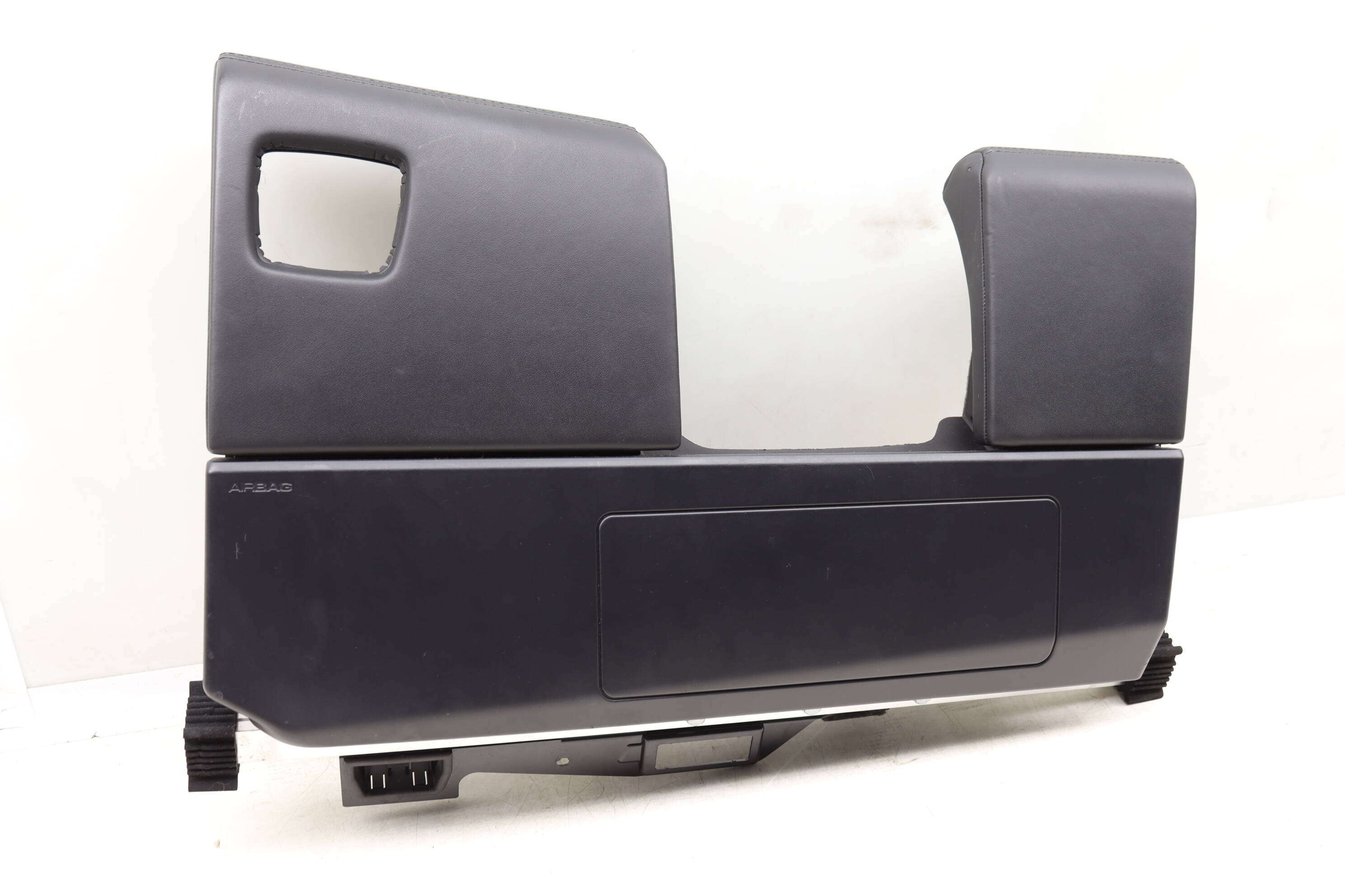 Dash Knee Panel 97055220104