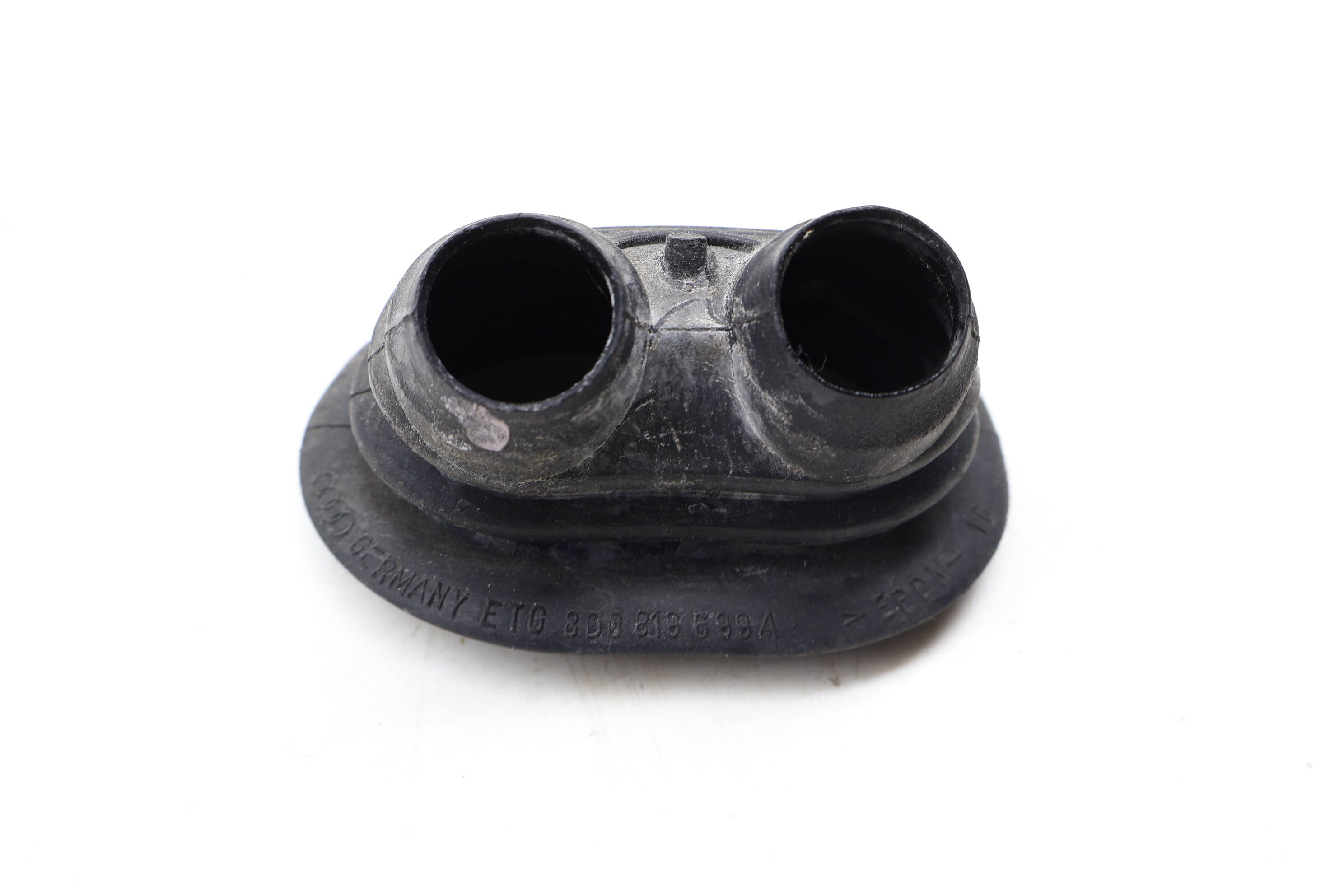 Heater Core Hose Grommet 8D0819699A