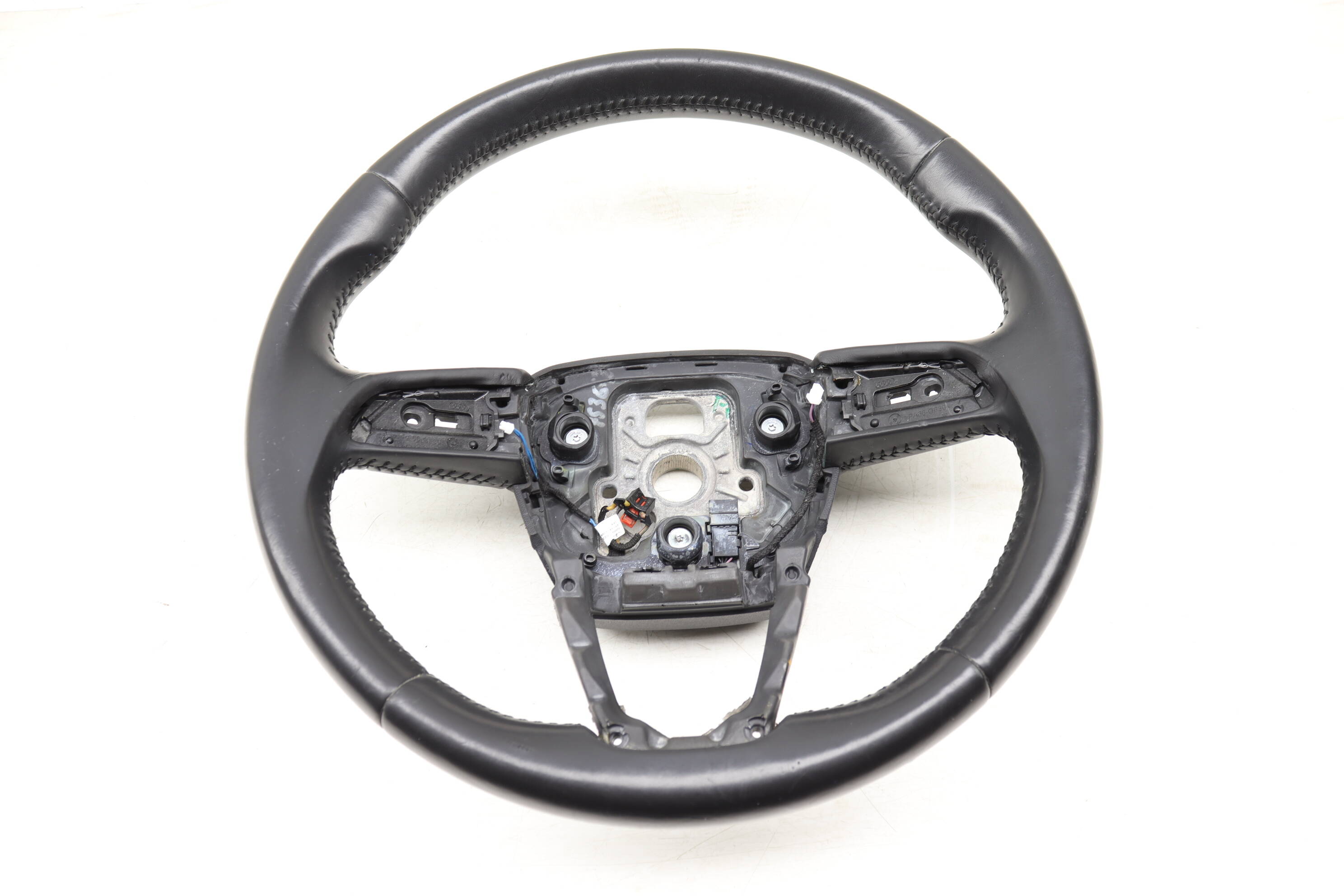 3-Spoke&#x20;Sport&#x20;Steering&#x20;Wheel&#x20;&#x28;Heated&#x20;Leather&#x29;&#x20;4M0419091C