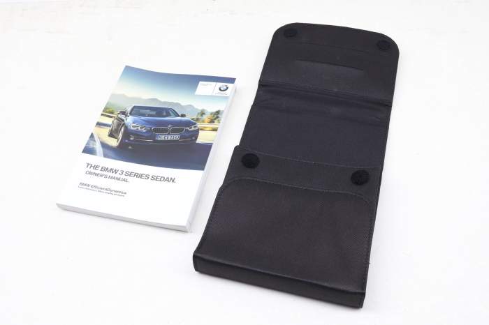 2018 Owners Manual (F30) 01402723351 main product photo