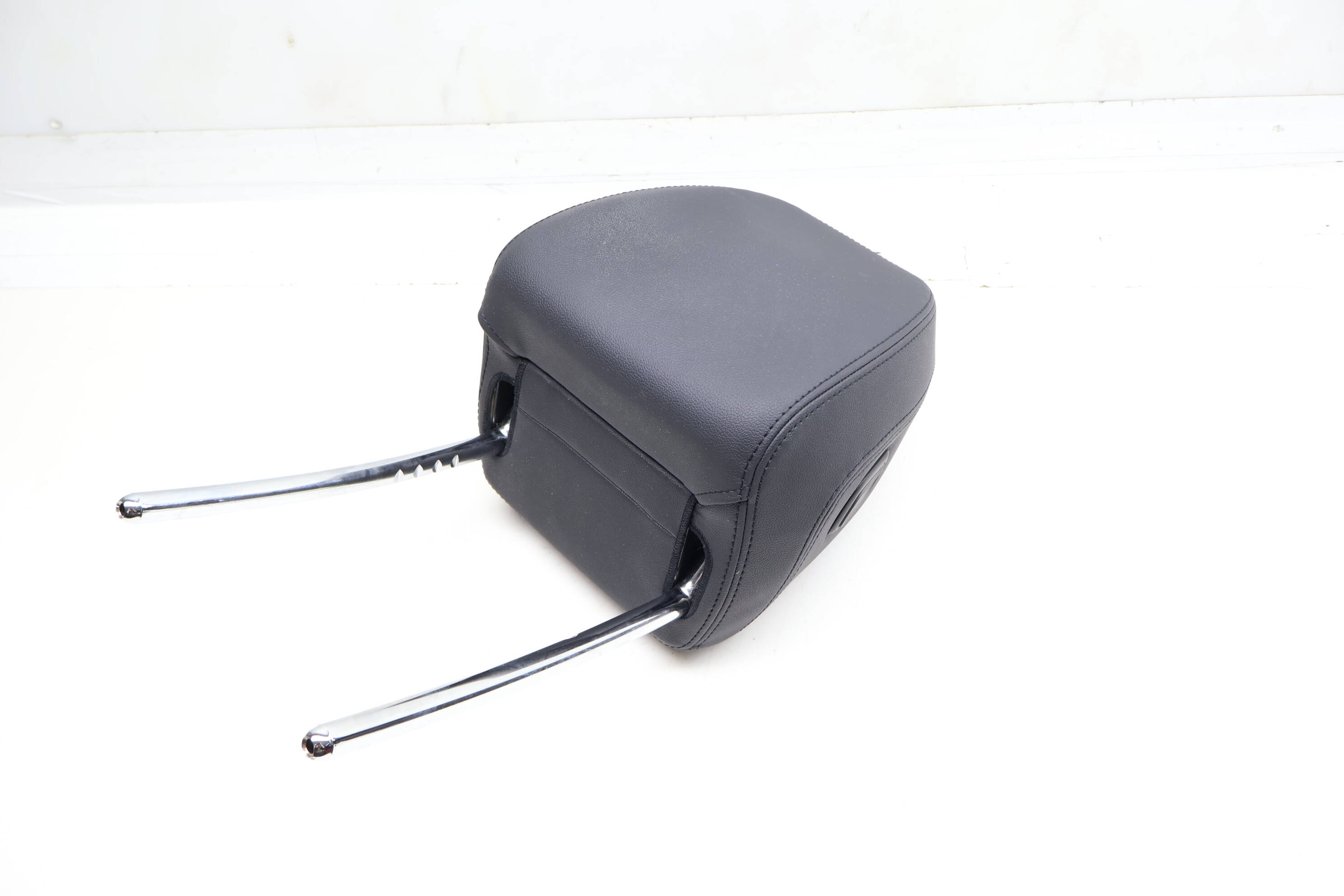 Headrest / Head Rest 52107470249