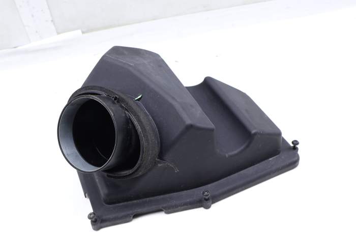 Engine Air Filter Box / Housing - Upper Half 13717934478 main product photo