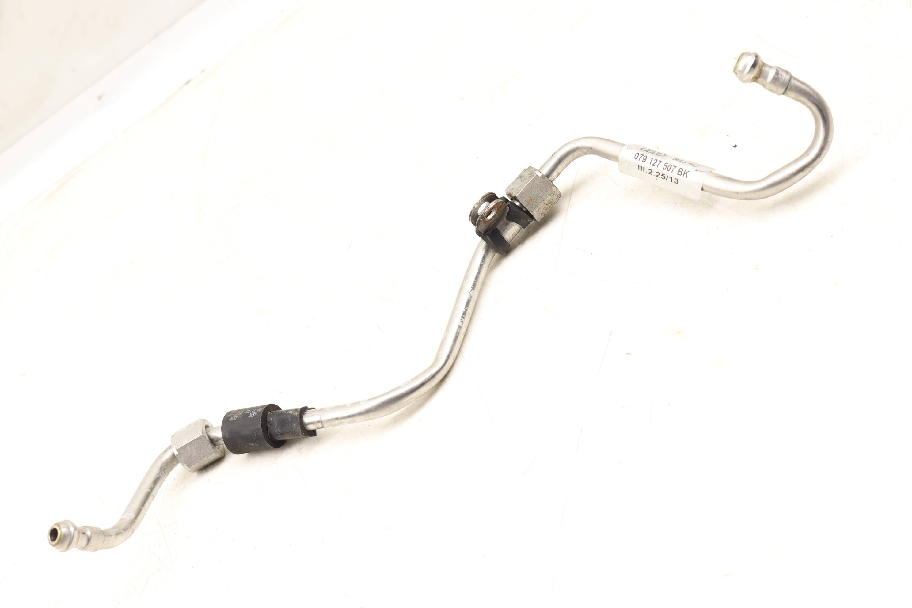 Fuel Line / Pipe 079127507BK