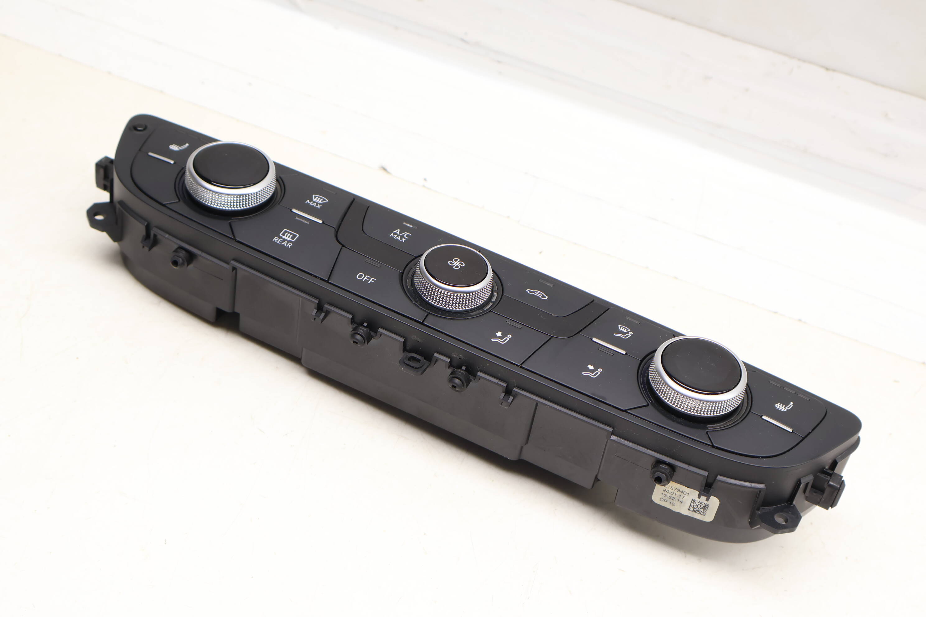 Ac Climate Control / Temp Unit 4M0820043R