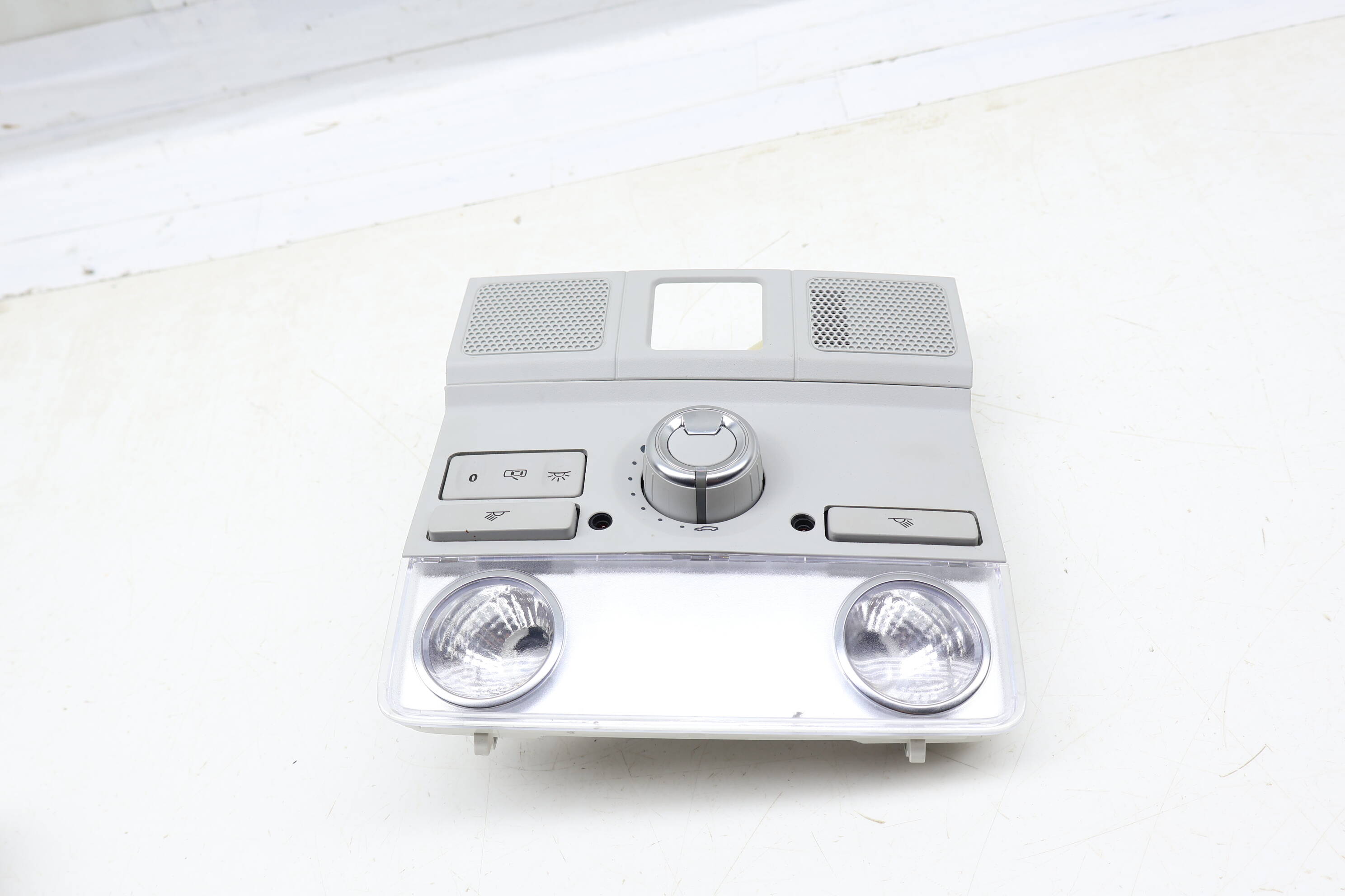 Dome Reading / Map Light 1K0947105