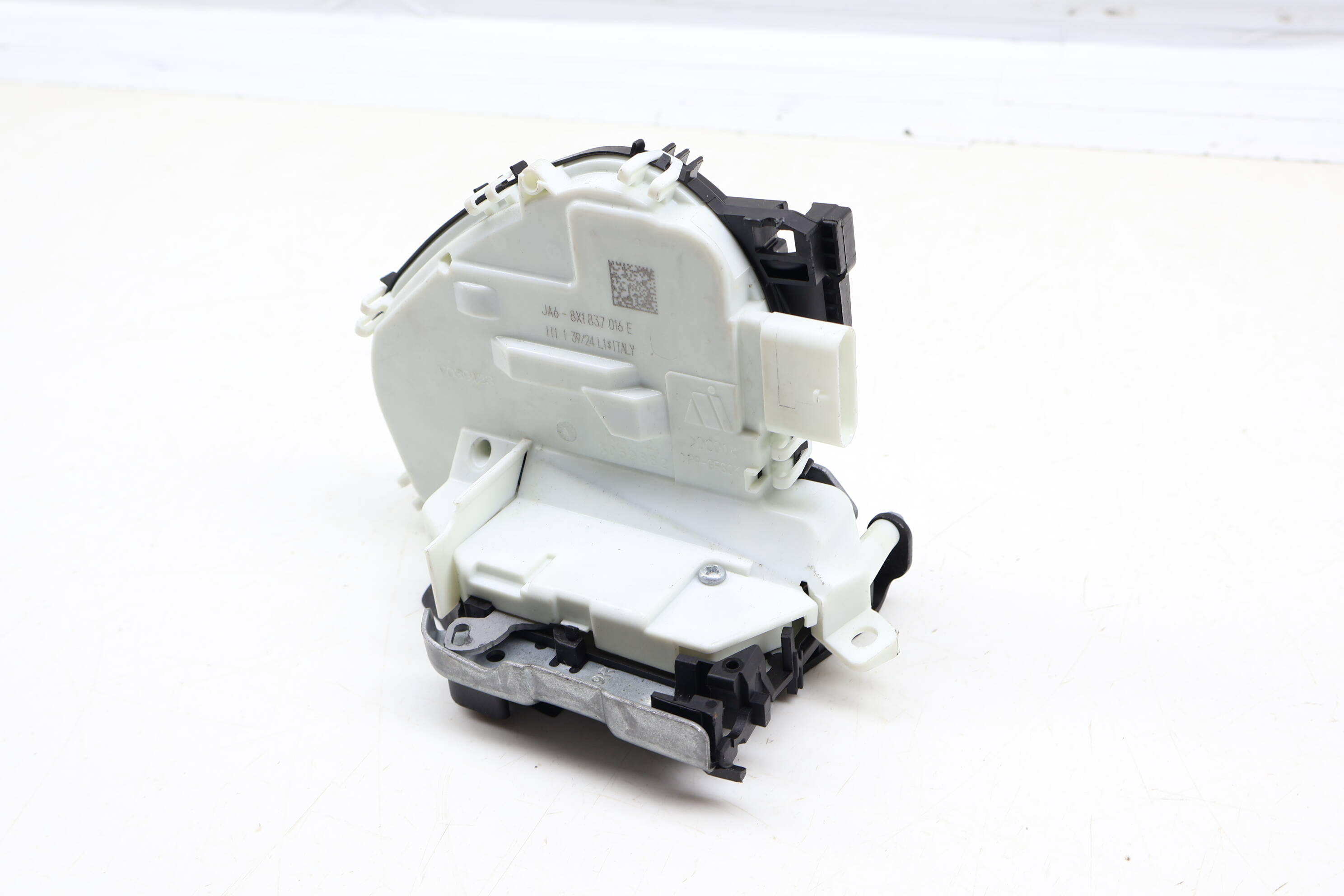 Door Latch / Lock Actuator 8X1837016E