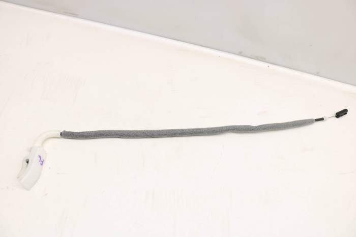 Interior Door Handle Release / Bowden Cable 51217034467 main product photo
