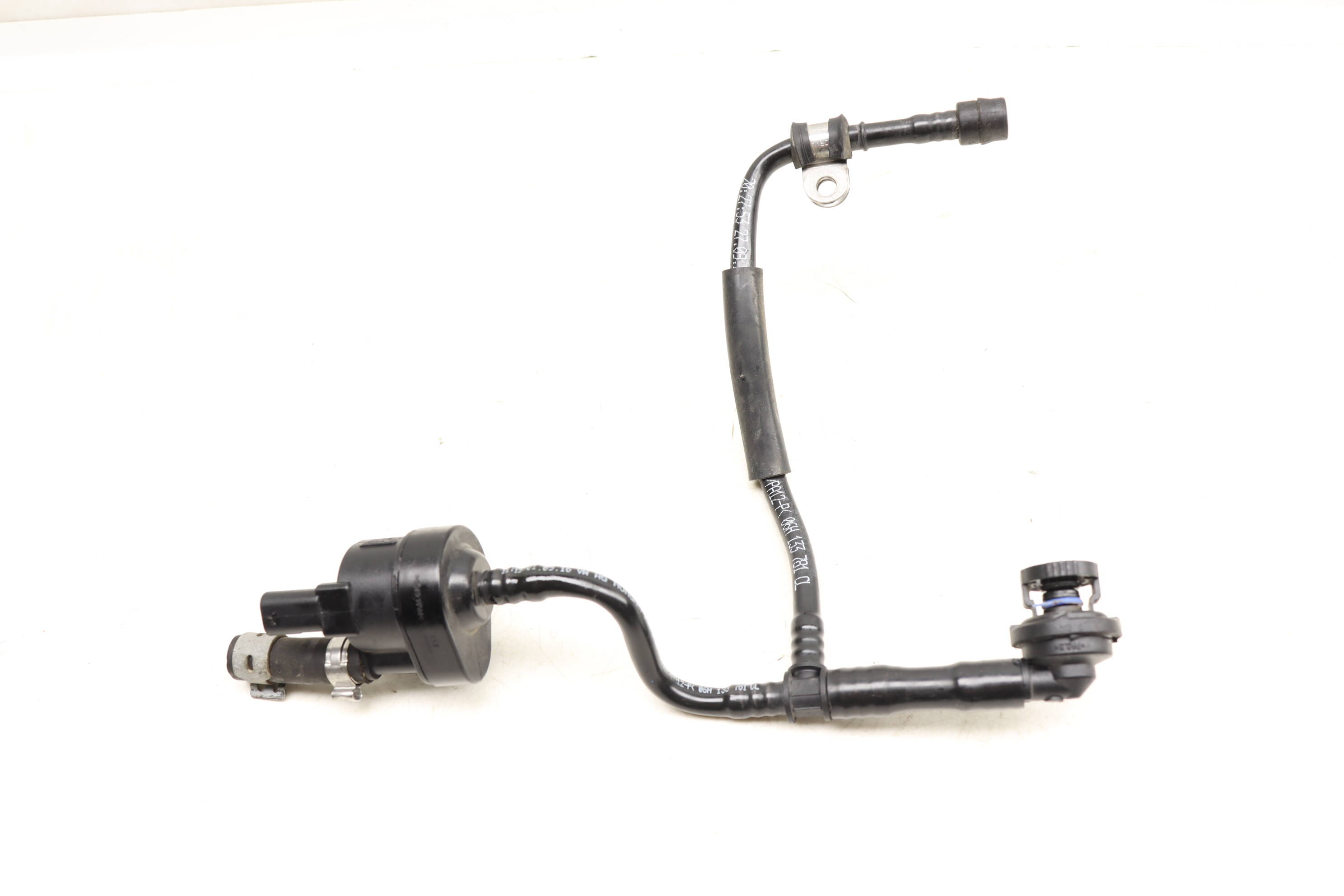 Audi Vacuum Line / Hose Set W/ Purge Valve 06H133781CL