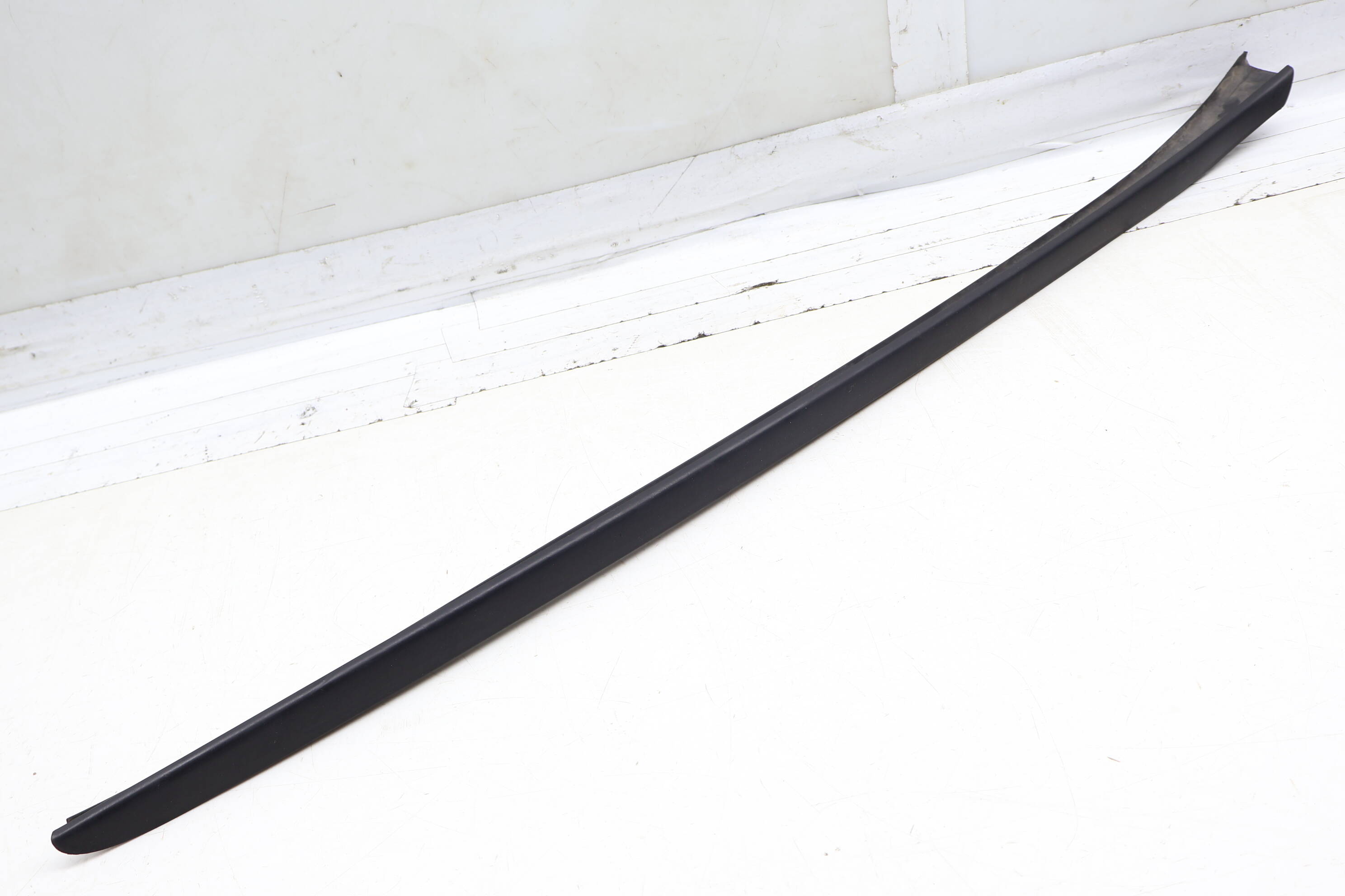 Windshield Side Trim / Seal 8R0854328A