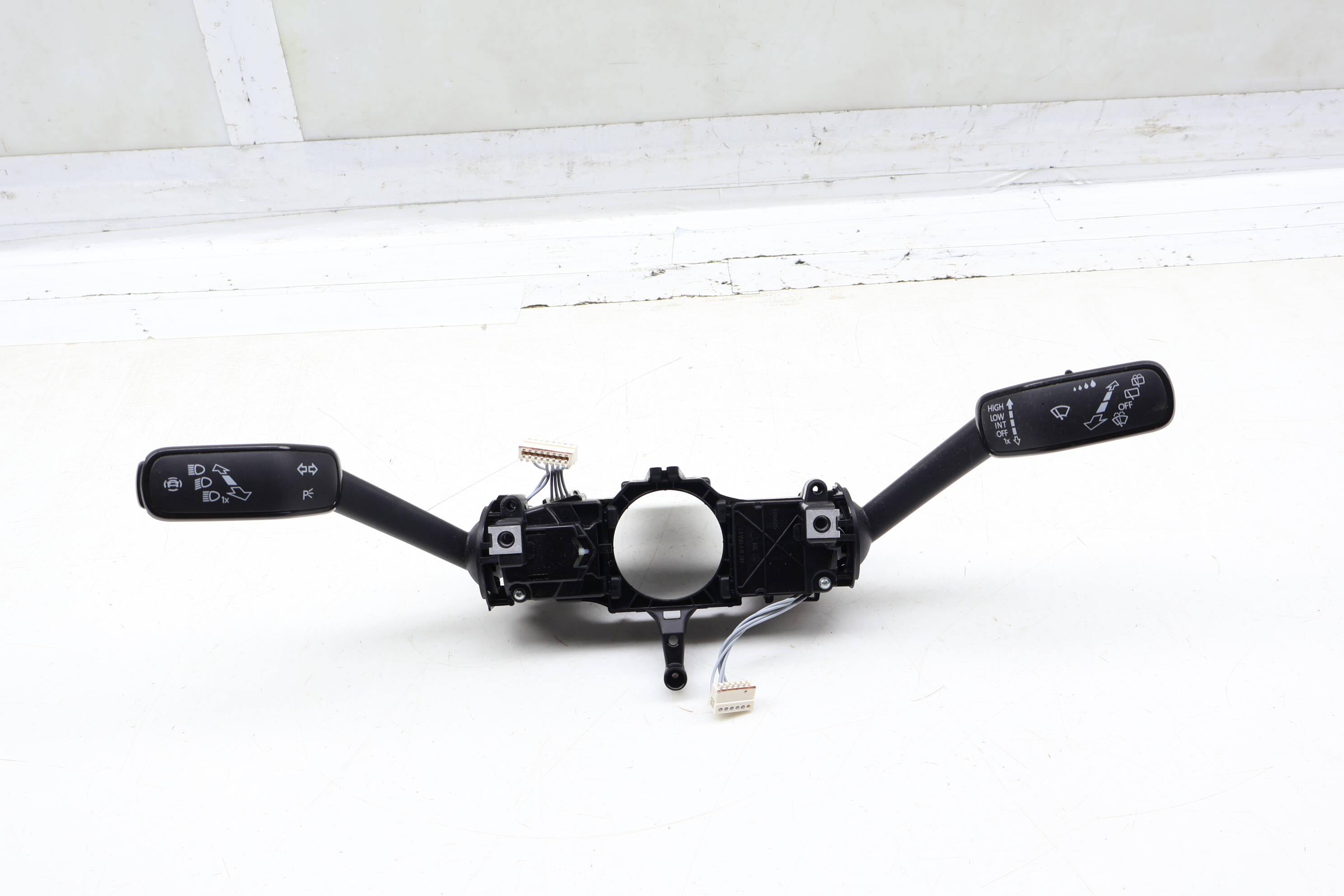 Steering Column Switch / Stalk Assembly 5Q1953521KS