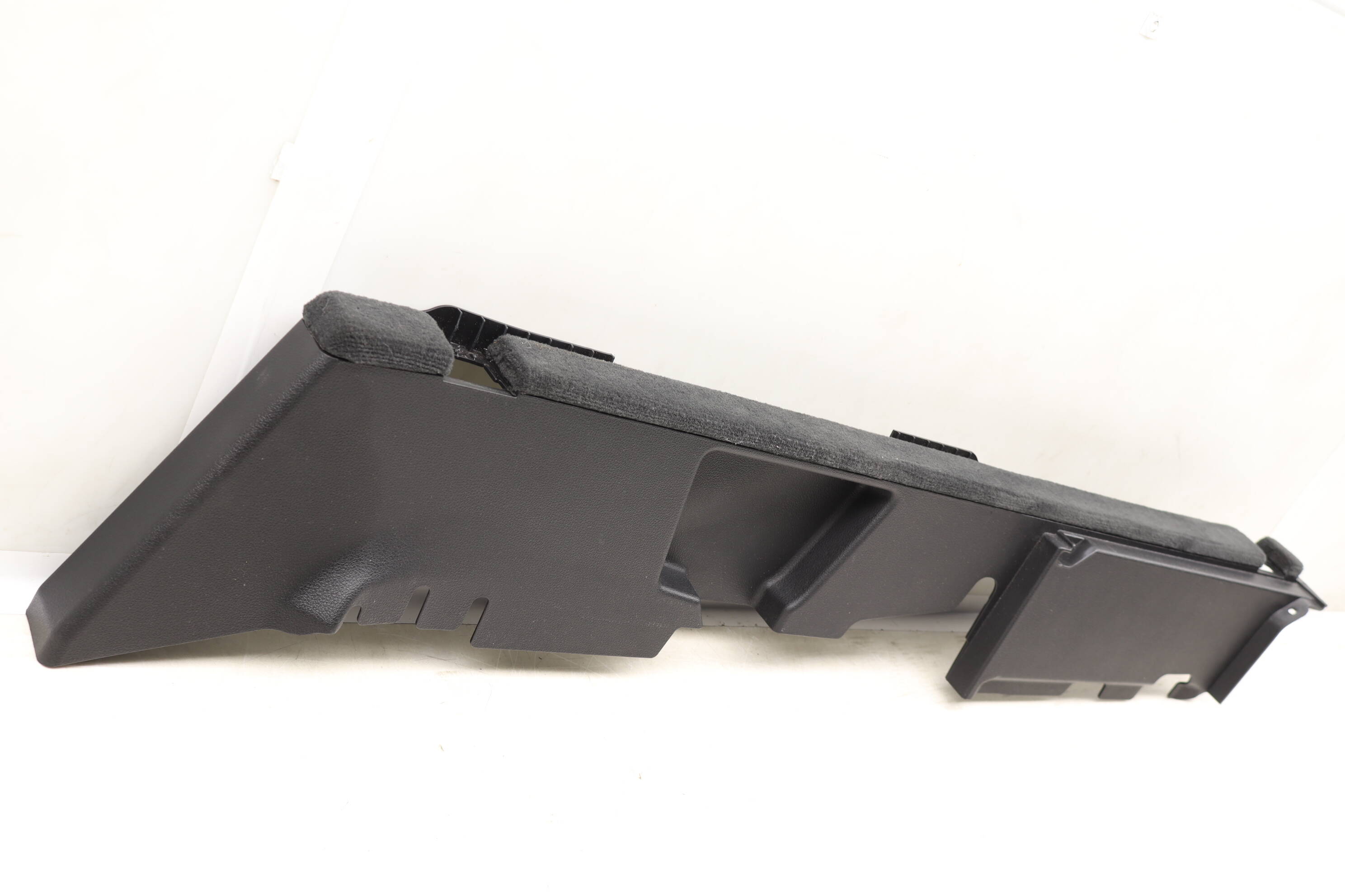 Trunk Shelf / Trim Panel 4M0863528K