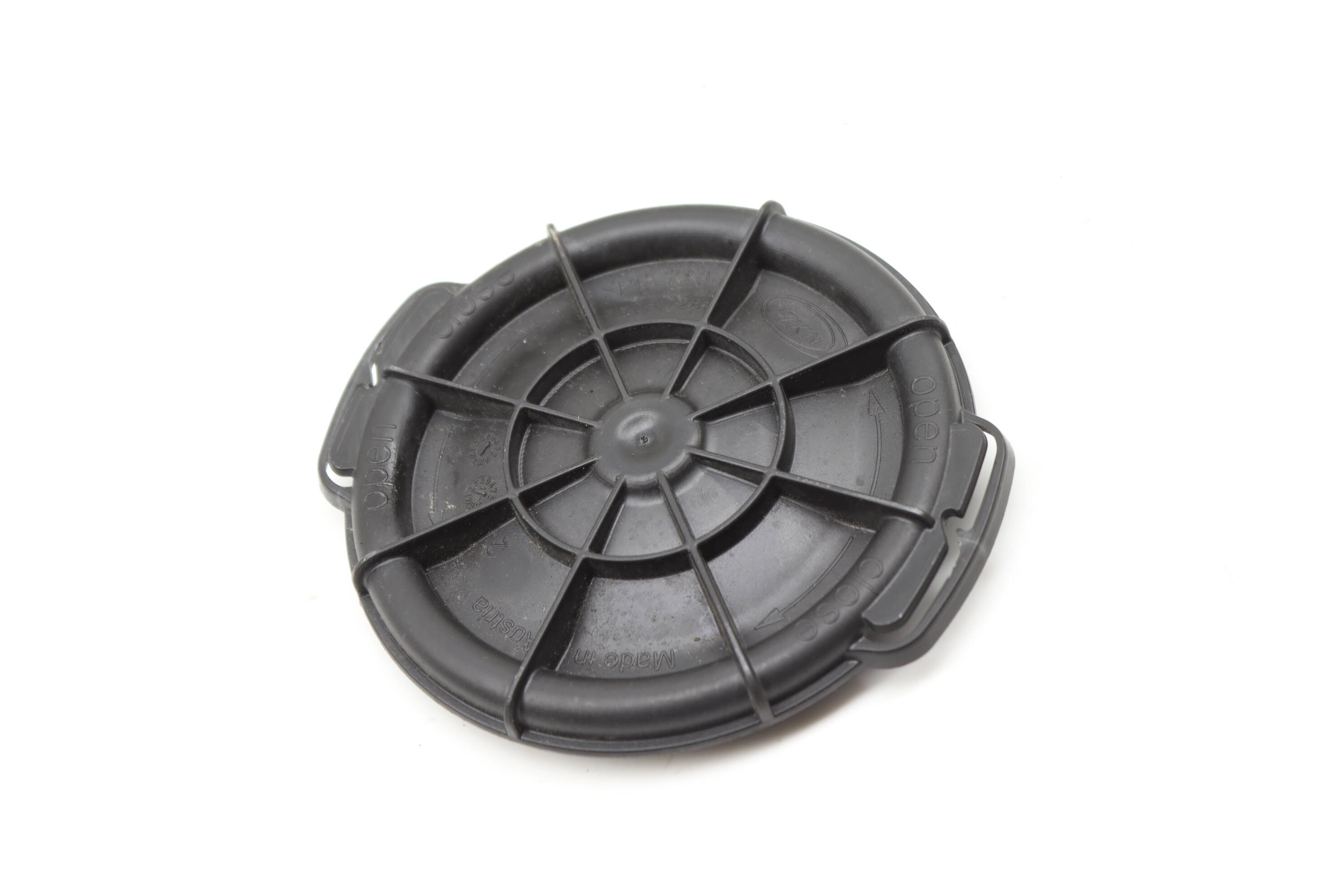 Headlight Bulb Cover / Cap 63117408728