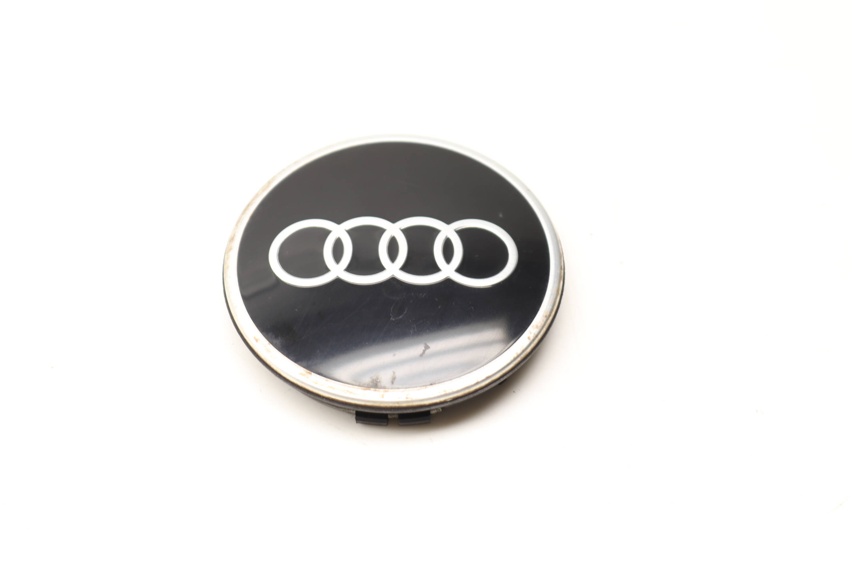 Wheel Center Cap 81A601170