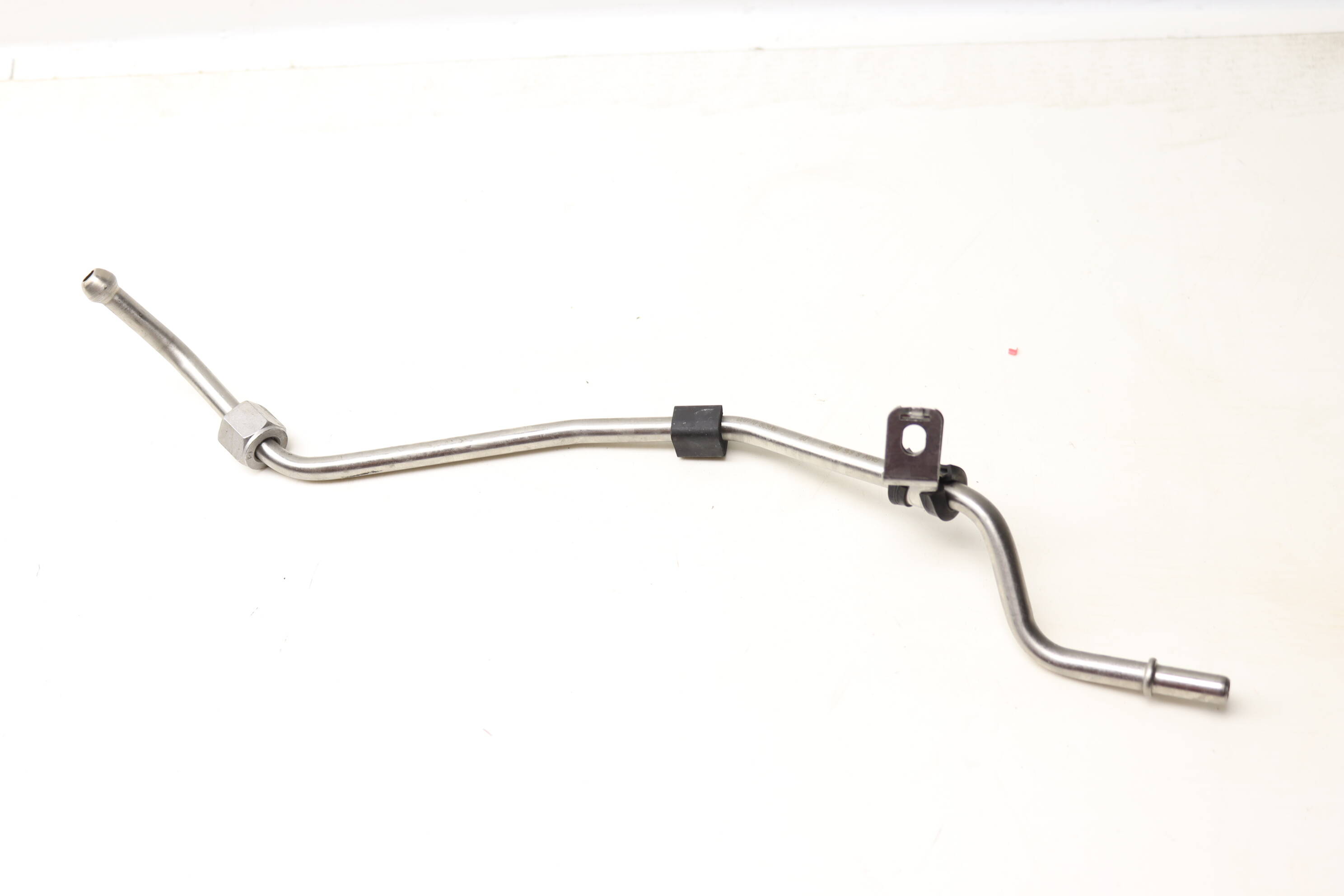 Fuel Line / Pipe 13538616080