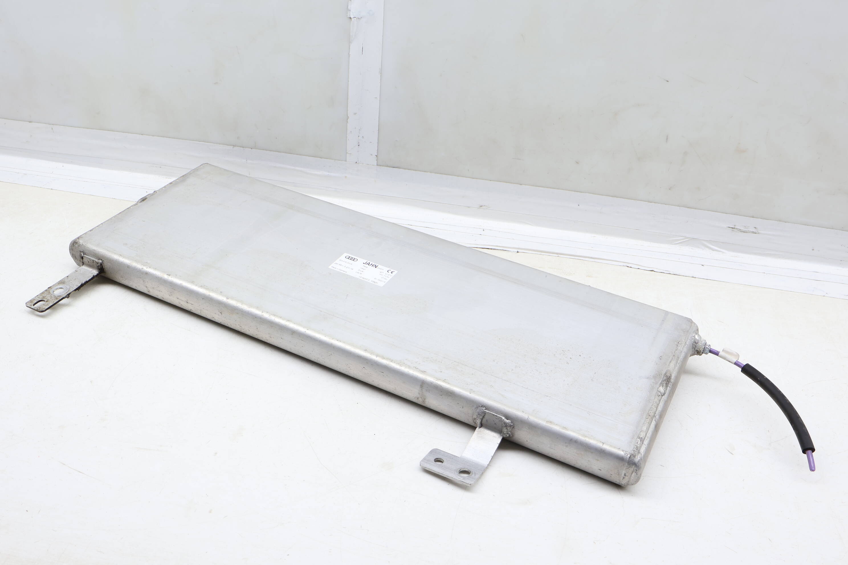 Air Ride Suspension Pressure Tank 80A616203B