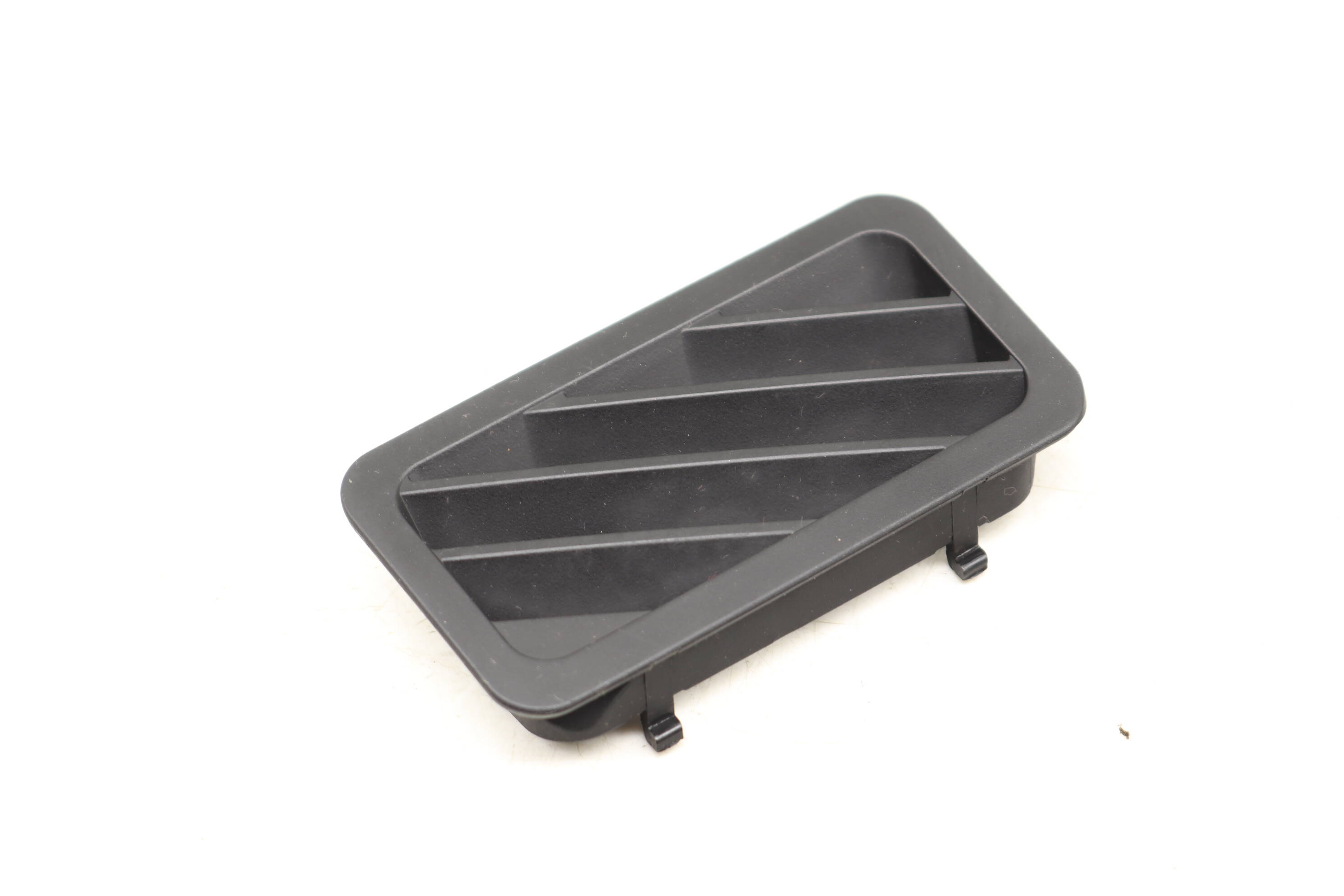 Upper Dash Defrost Air Vent 64228402219