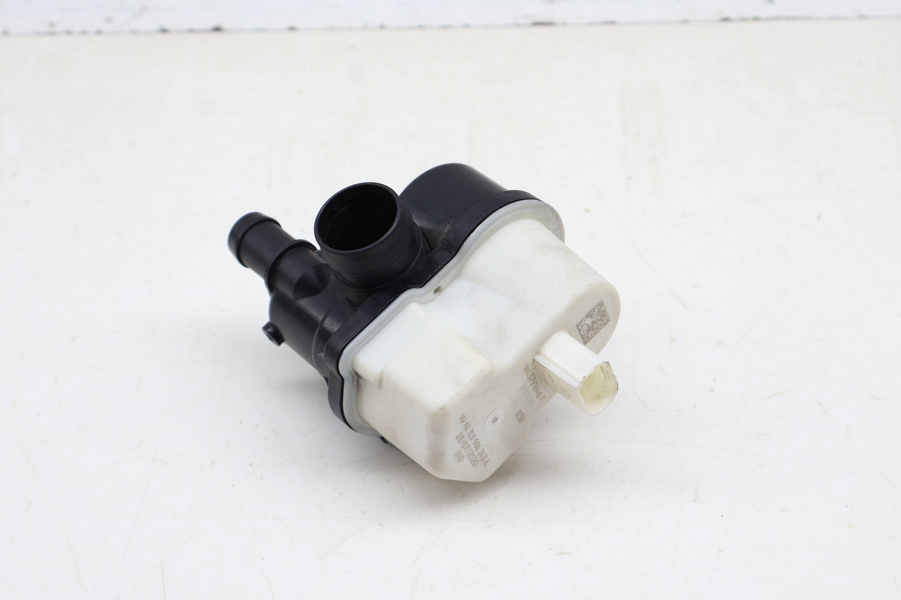 Leak Detection Pump / Ldp 7L0906243A