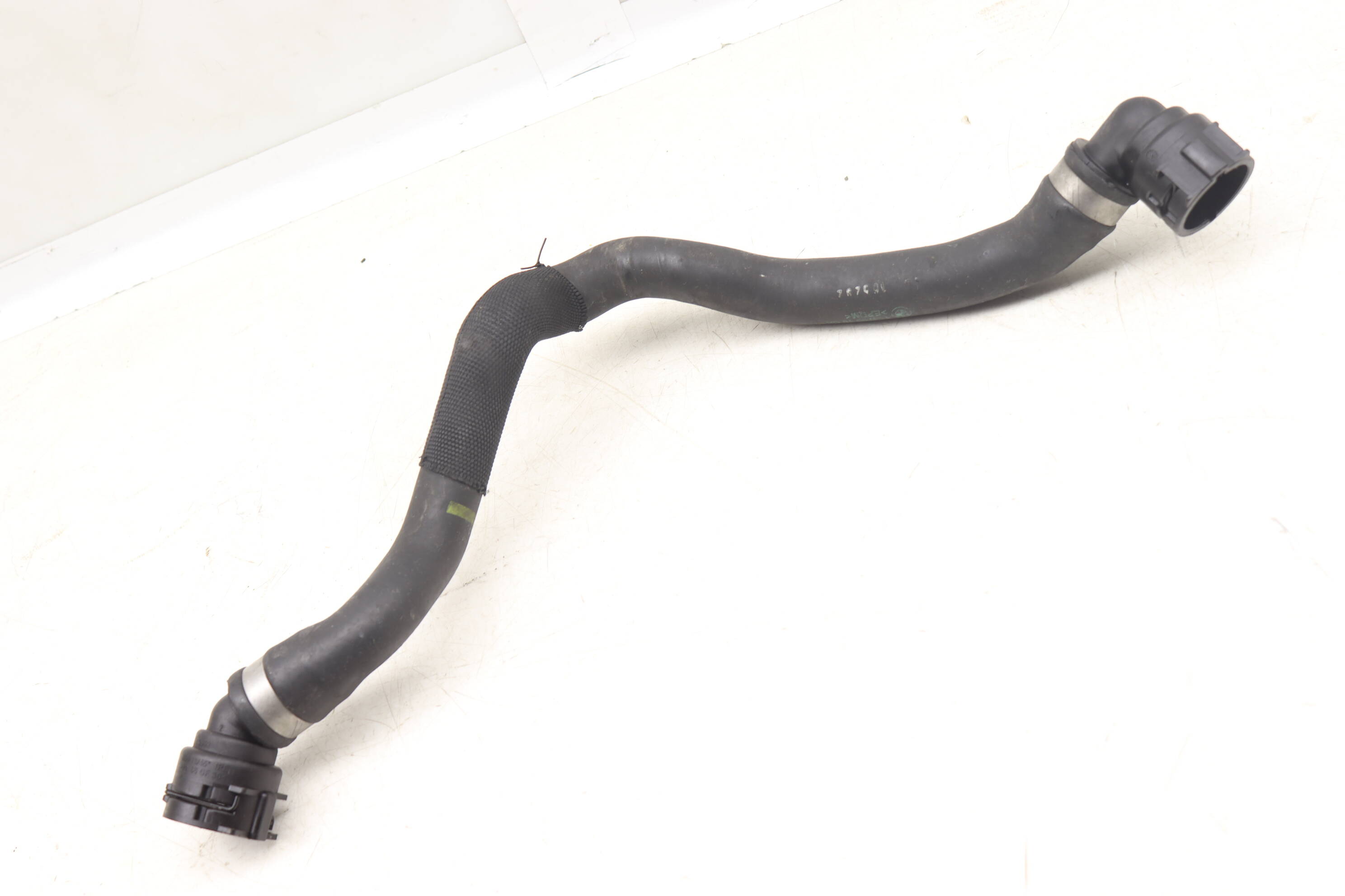 Auxiliary Coolant / Water Pump Hose 17127591512