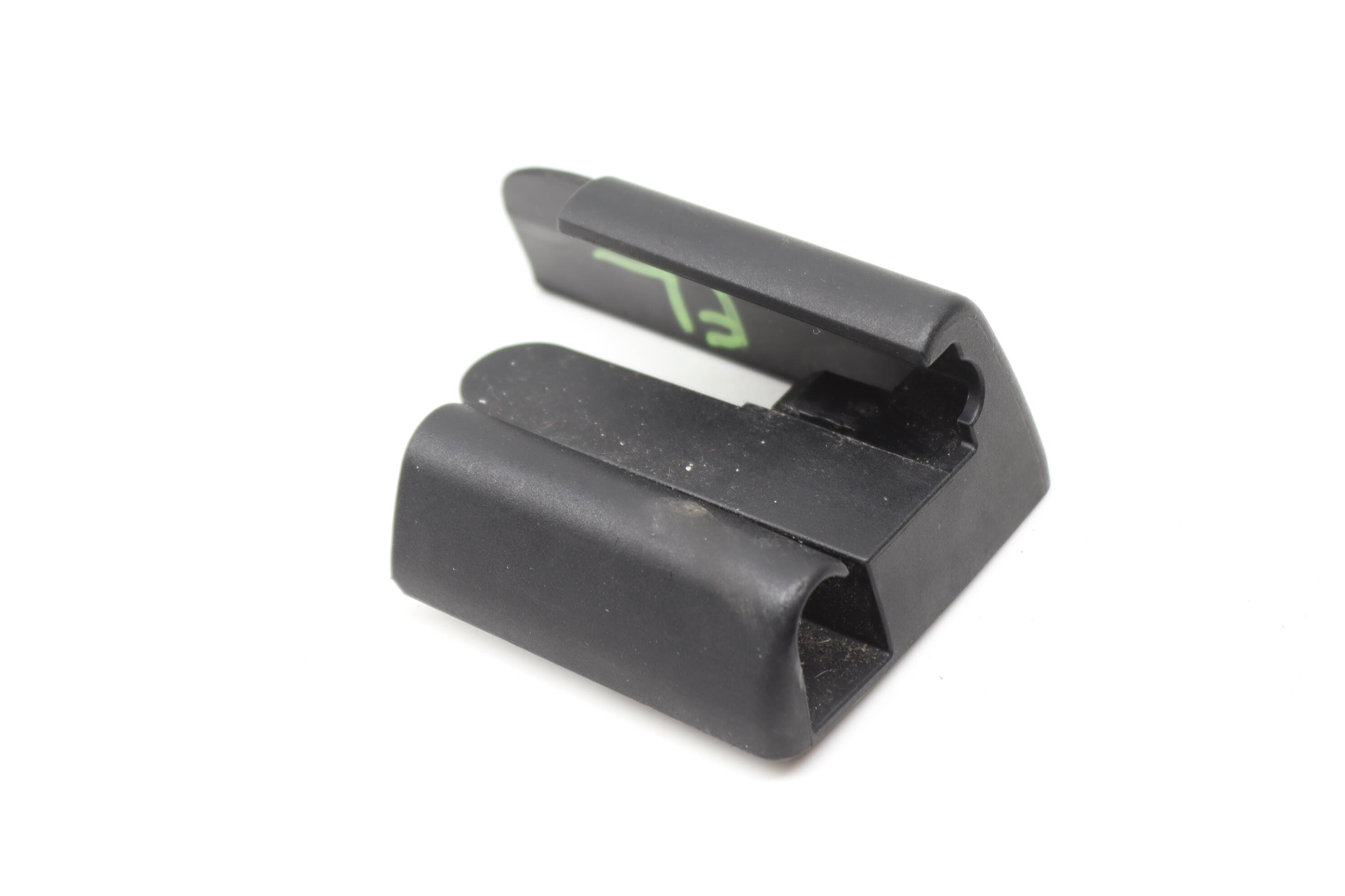 Seat&#x20;Rail&#x20;Trim&#x20;52107228291