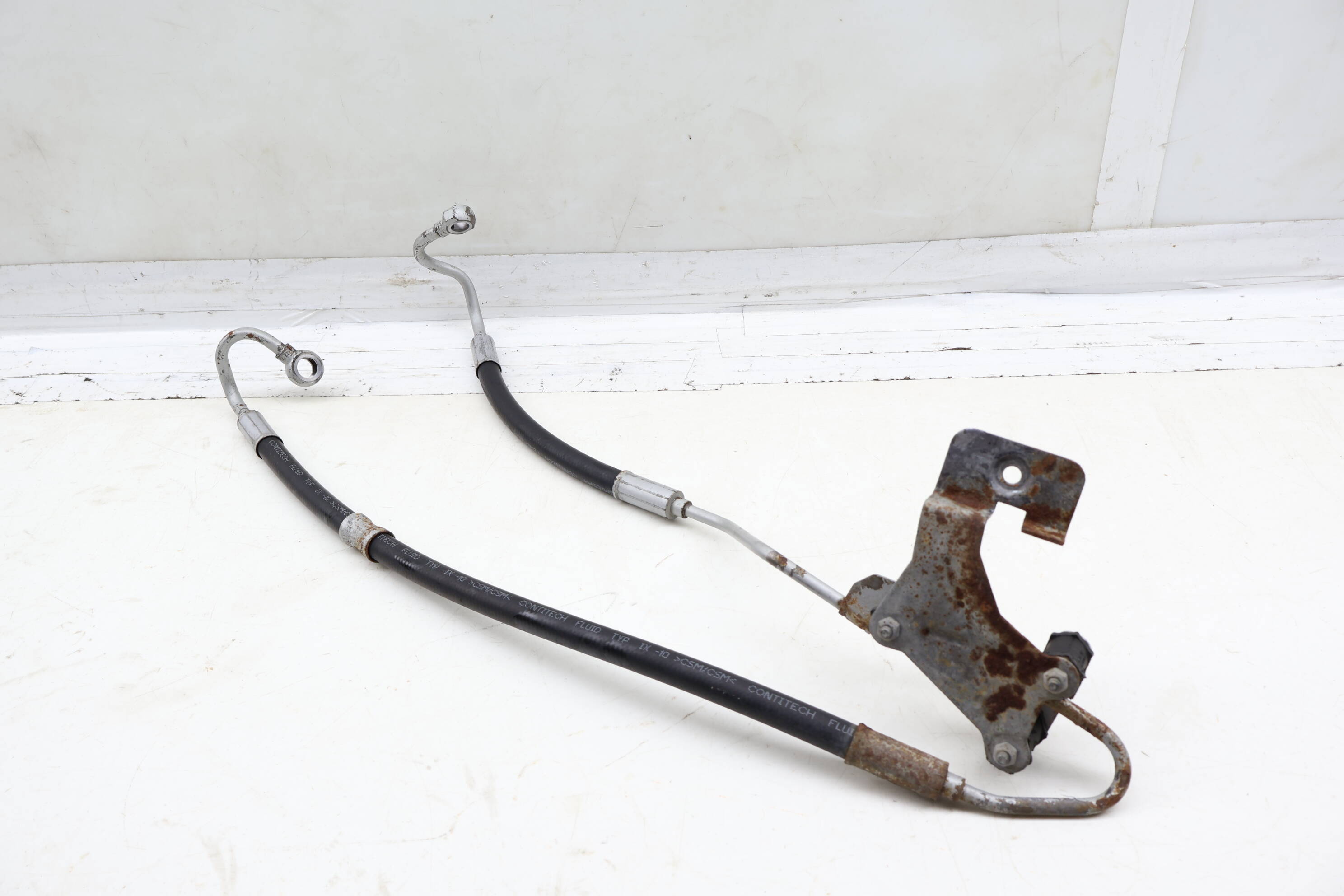 Power Steering Hose / Line / Pipe 32416764814