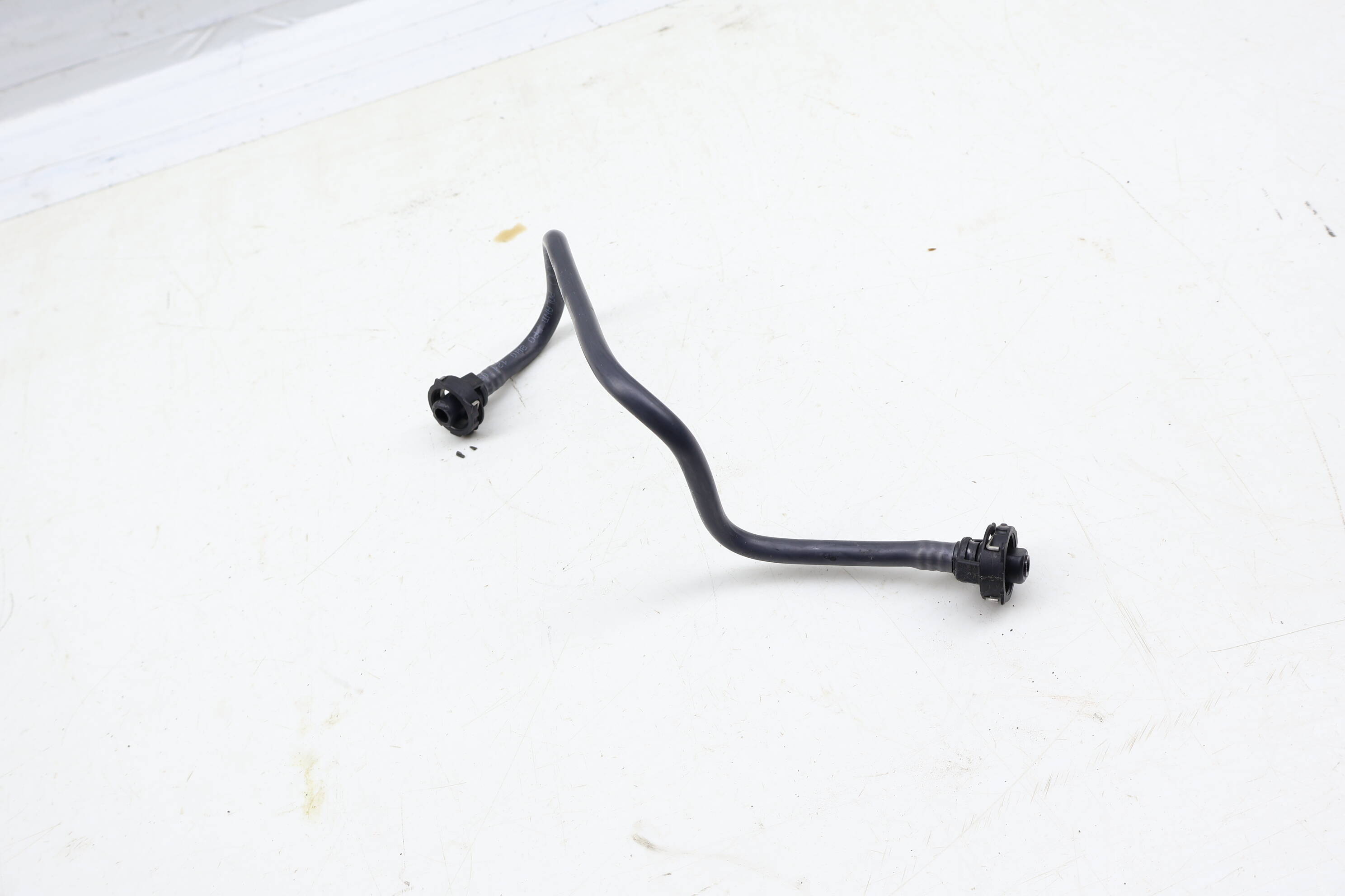 Coolant Reservoir Breather Hose / Line 8W0121081EE