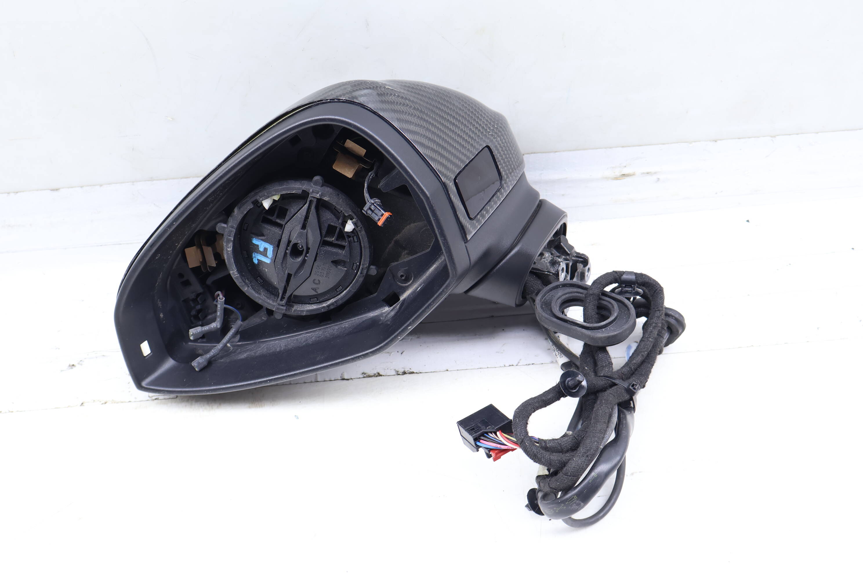 Side View Door Mirror 8W6857409CF