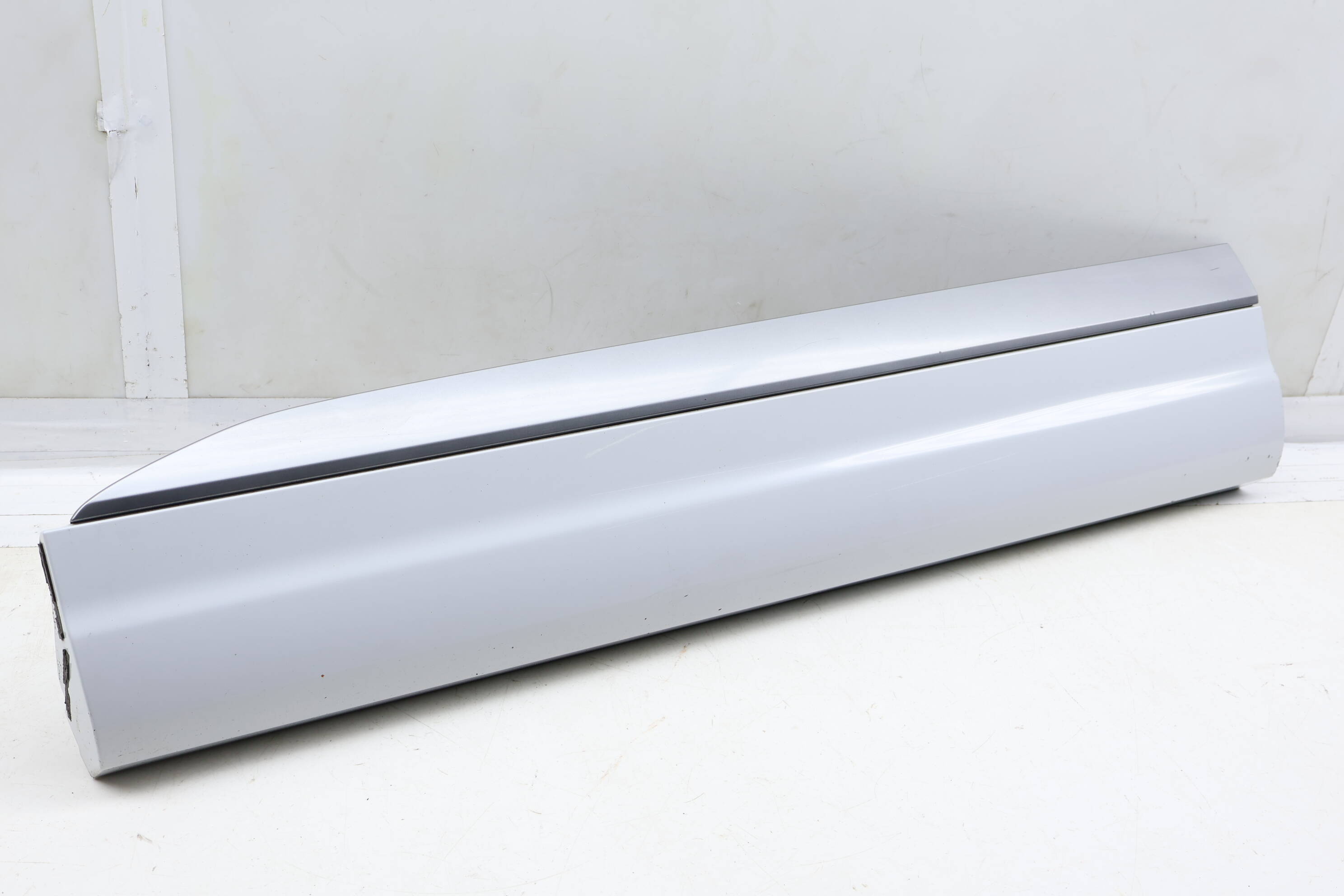 Lower Door Molding / Blade 4M0853959G