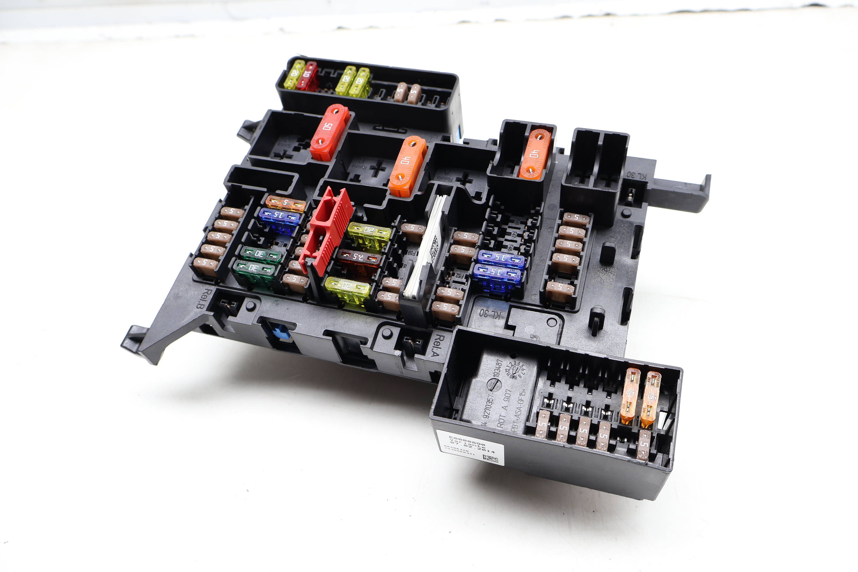 Power Distribution / Fuse Box 61149270355