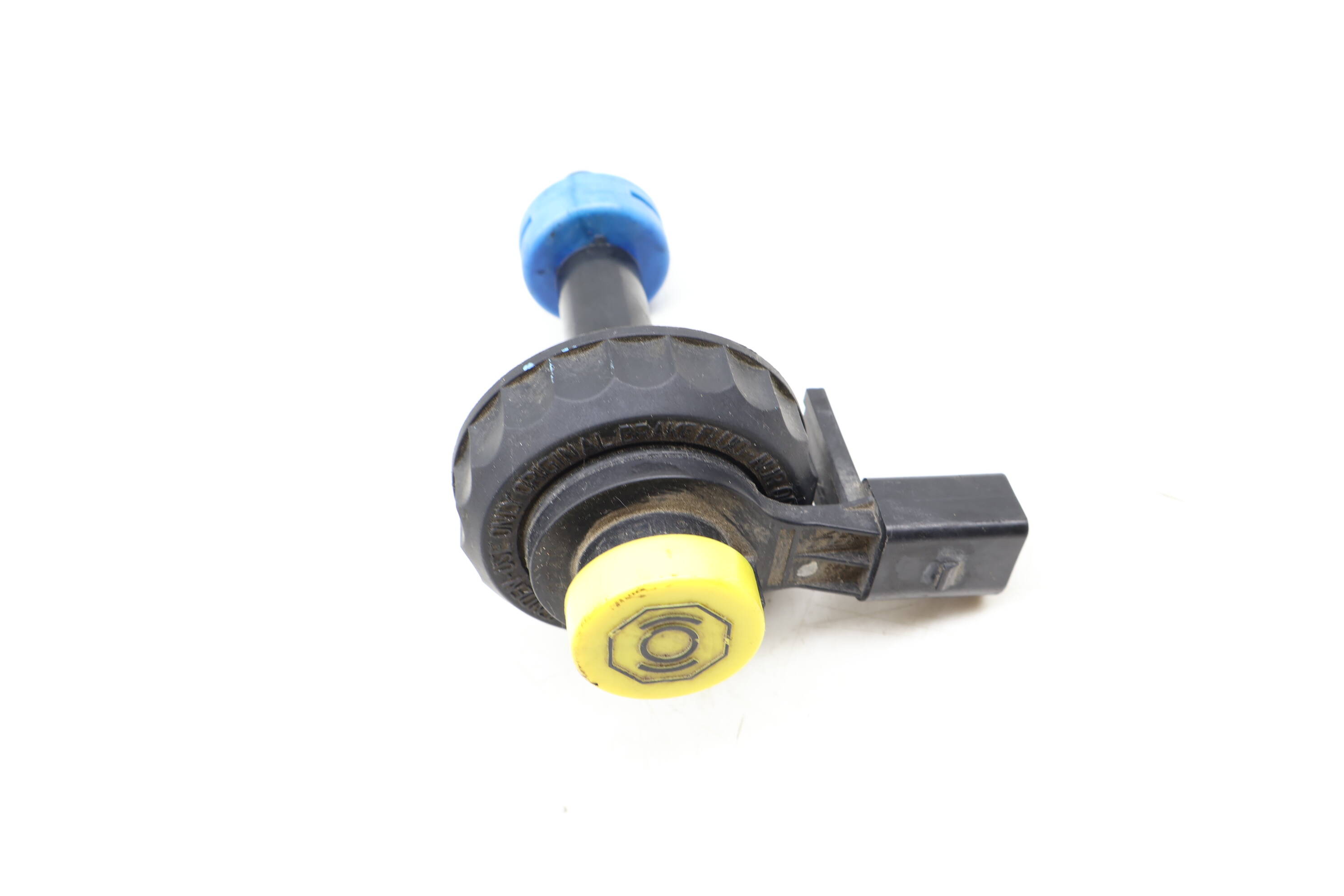 Brake Fluid Reservoir / Tank Cap 4L0611349