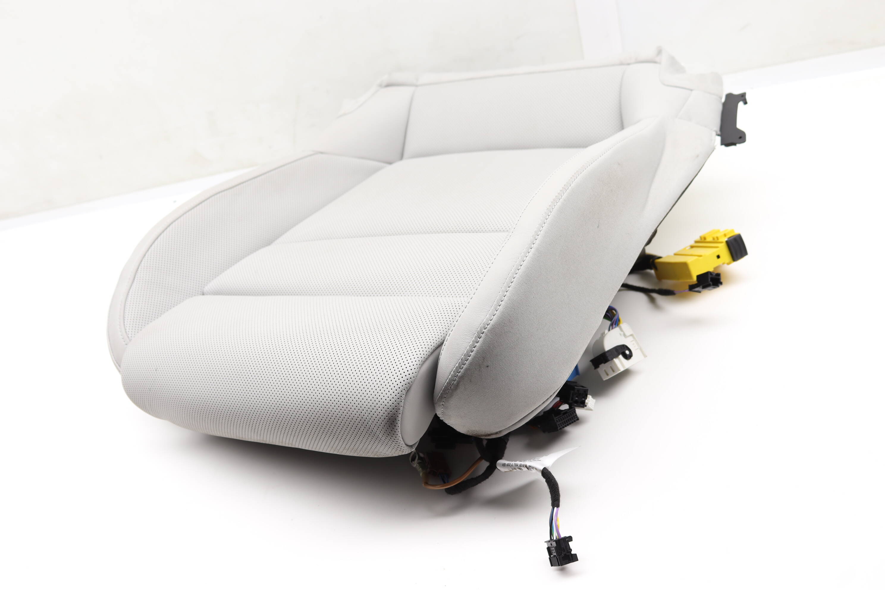 Lower Seat Bottom Cushion (Ventilated) 9J1881406H