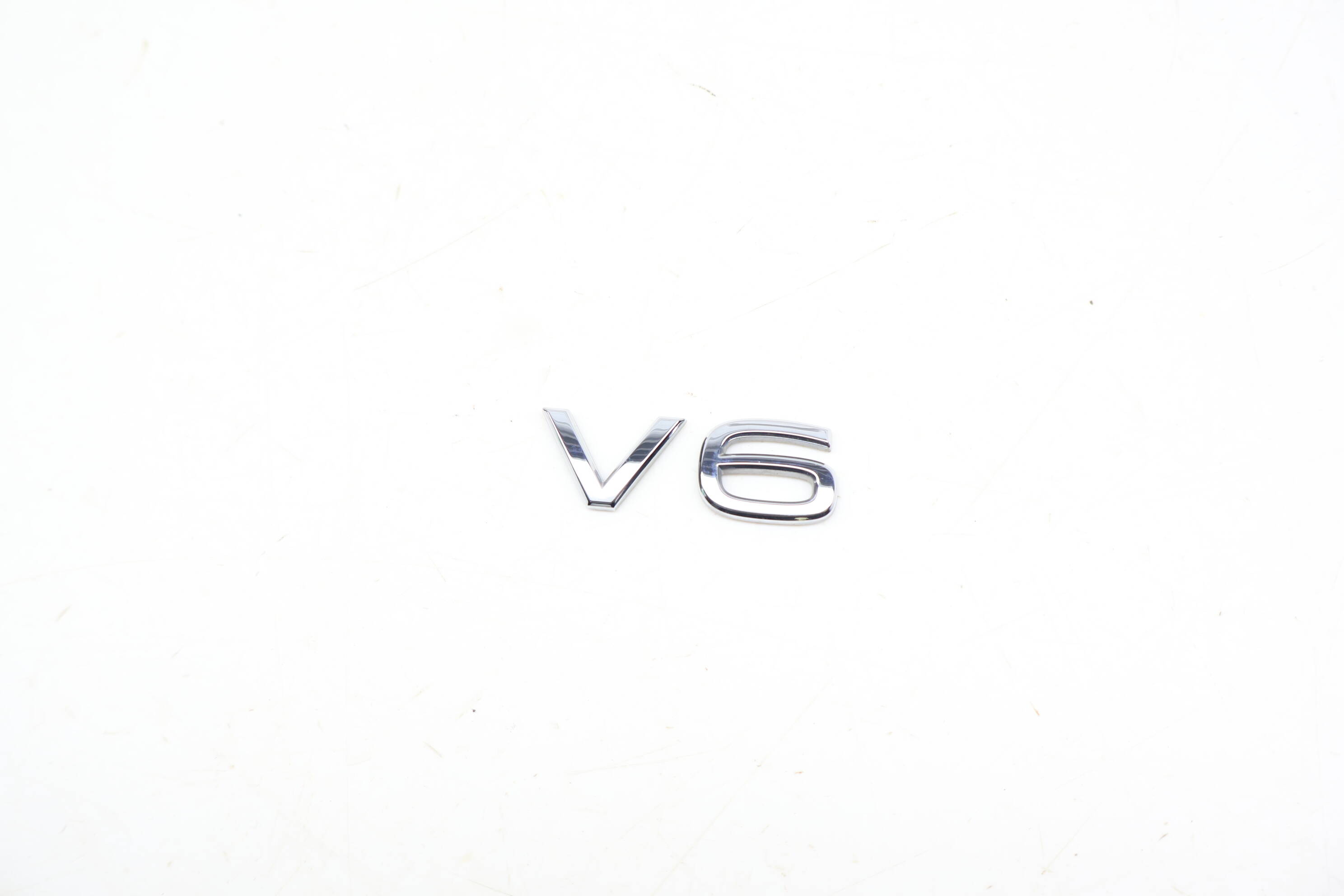 Liftgate / Trunk Hatch Emblem Badge (V6) 3CM853675