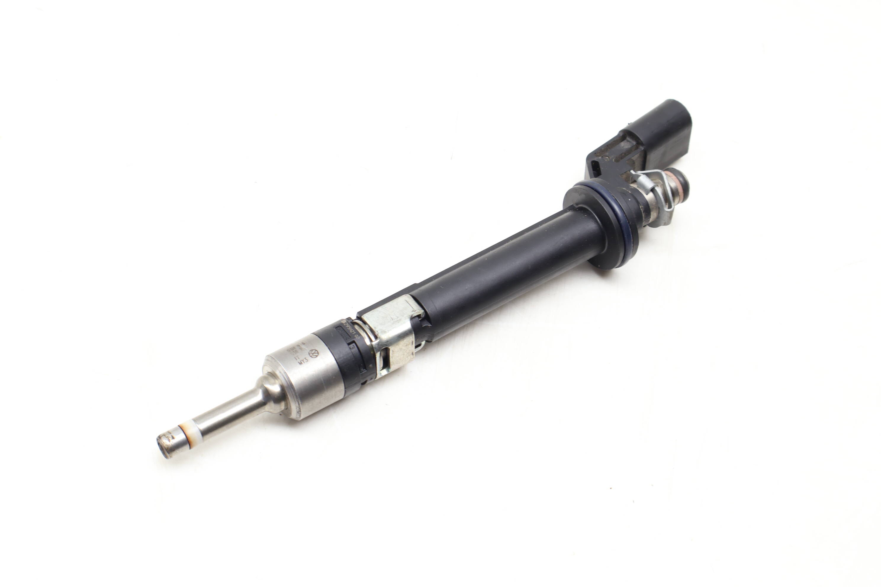 Fuel Injector (Upper) 03H906036R