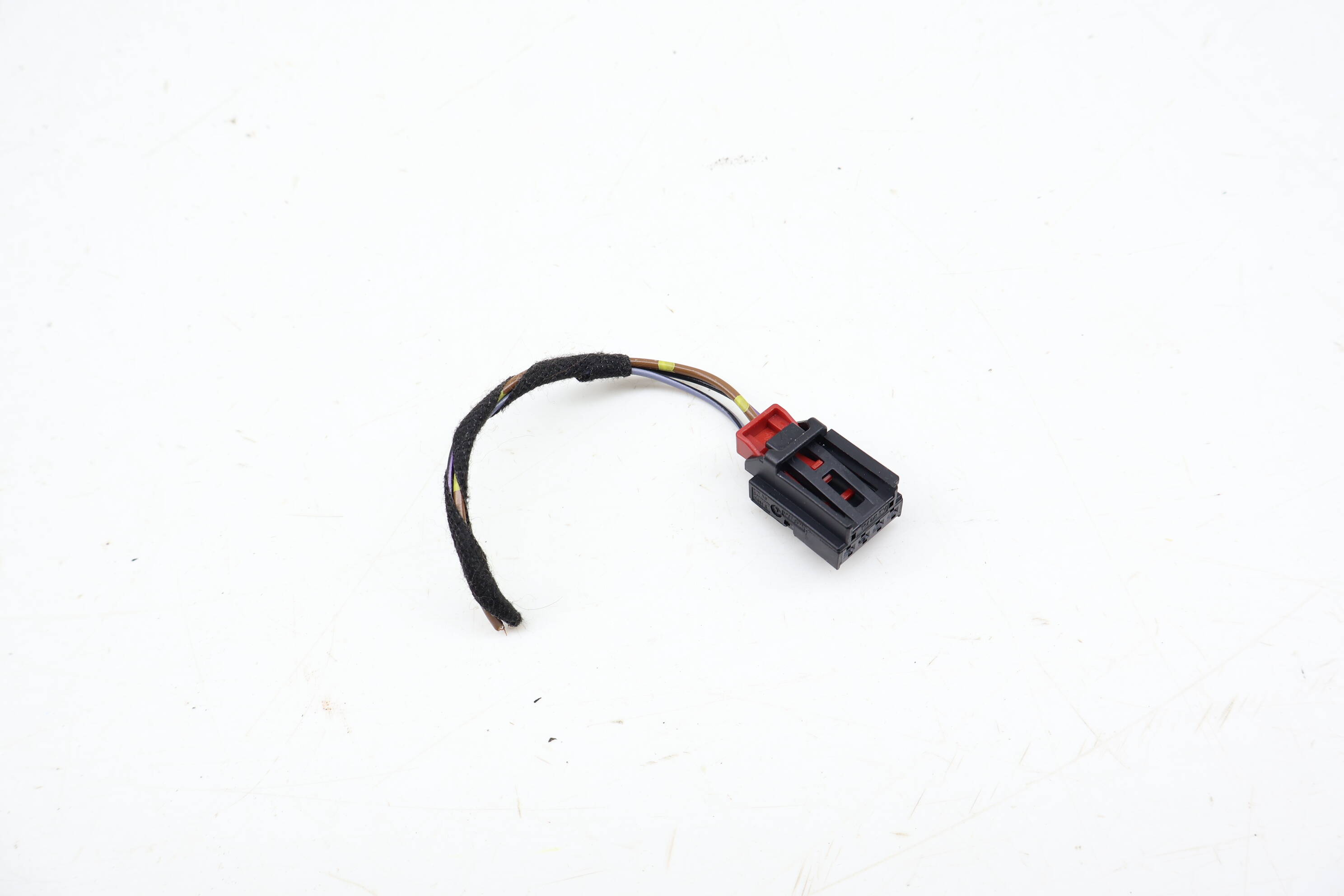4-Pin Wiring Connector / Pigtail 7N0972704