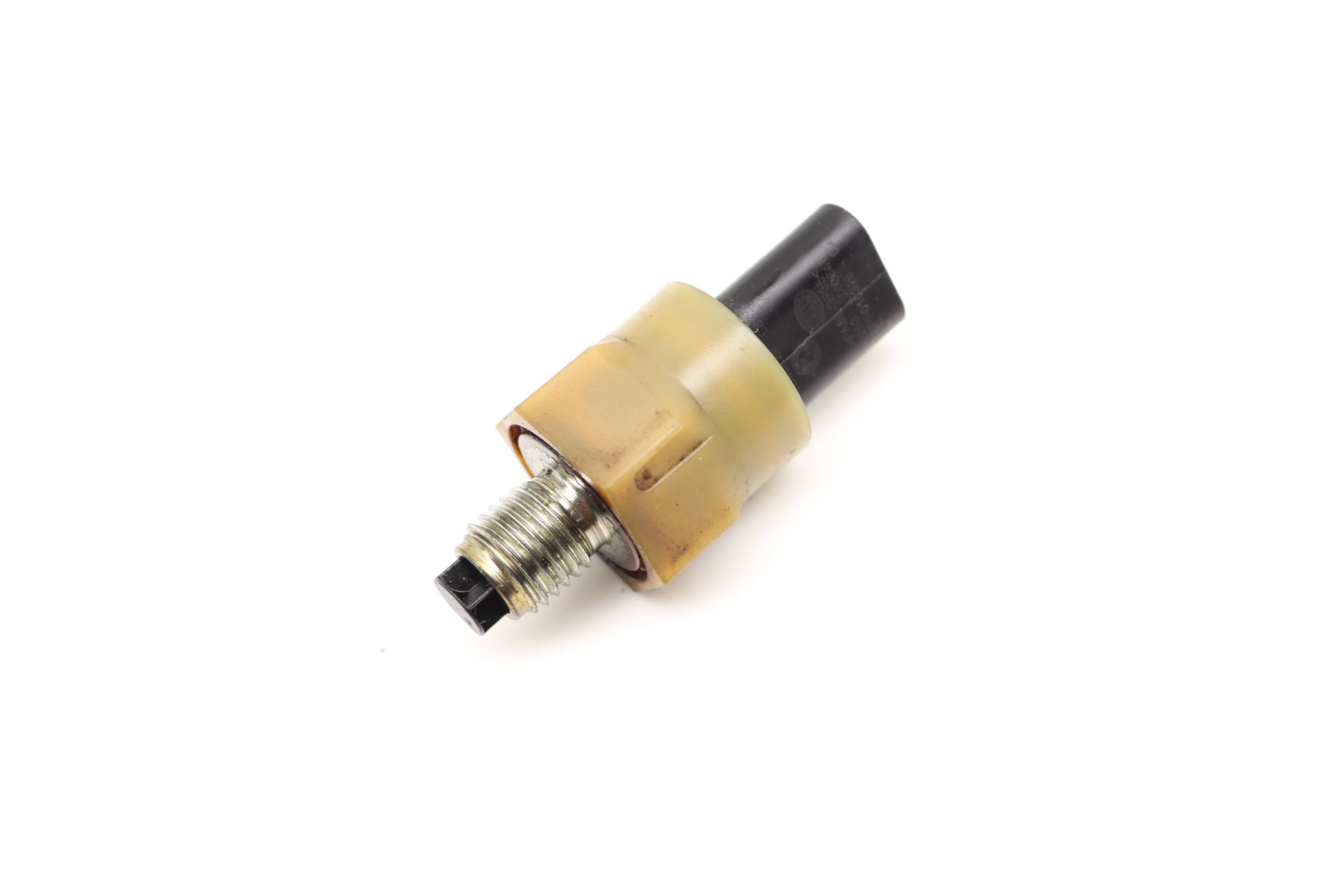 Coolant&#x20;&#x2F;&#x20;Oil&#x20;Temperature&#x20;Sensor&#x20;13627595724