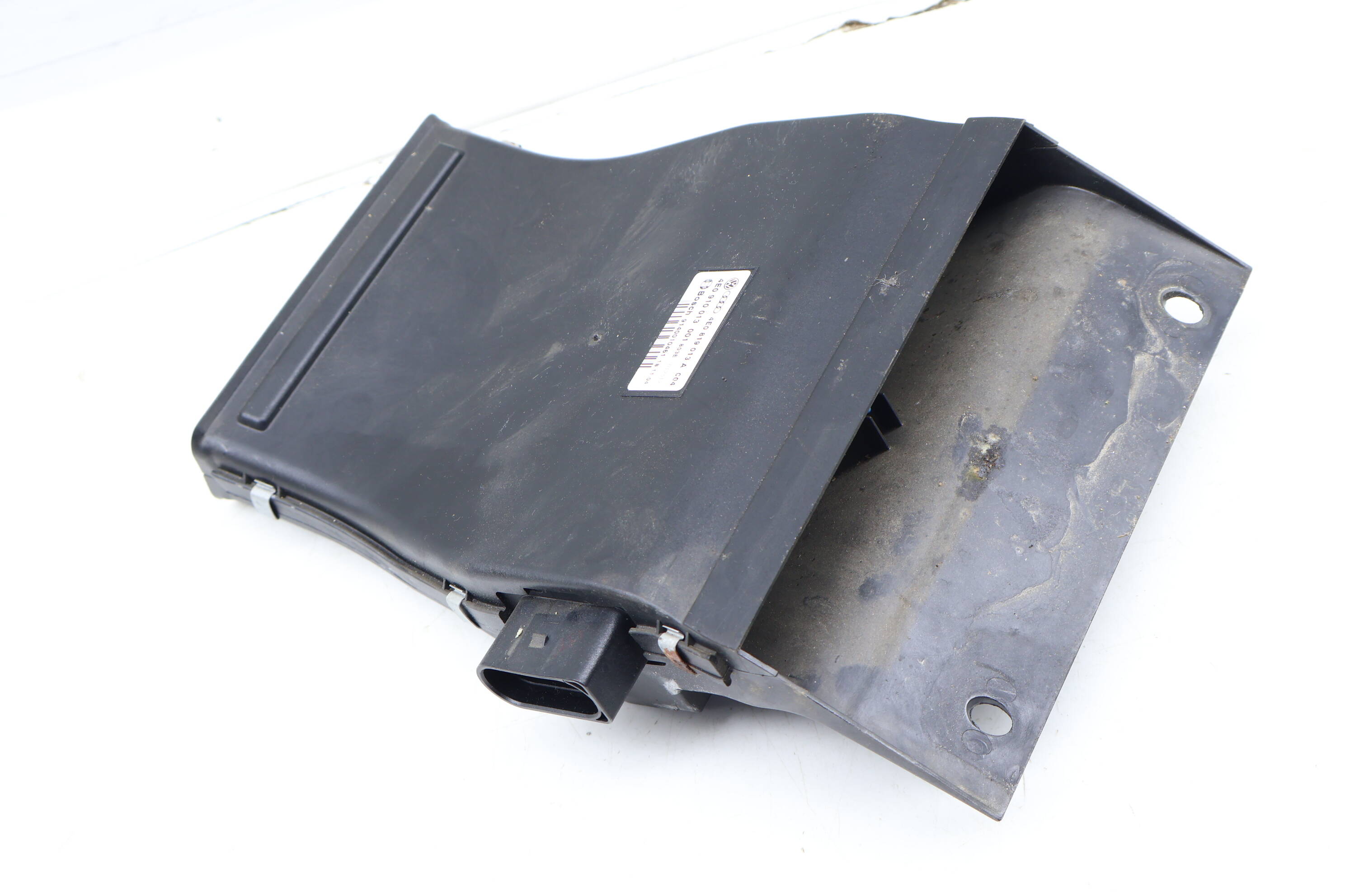 Lower Heater Air Vent / Duct 4E0819013A