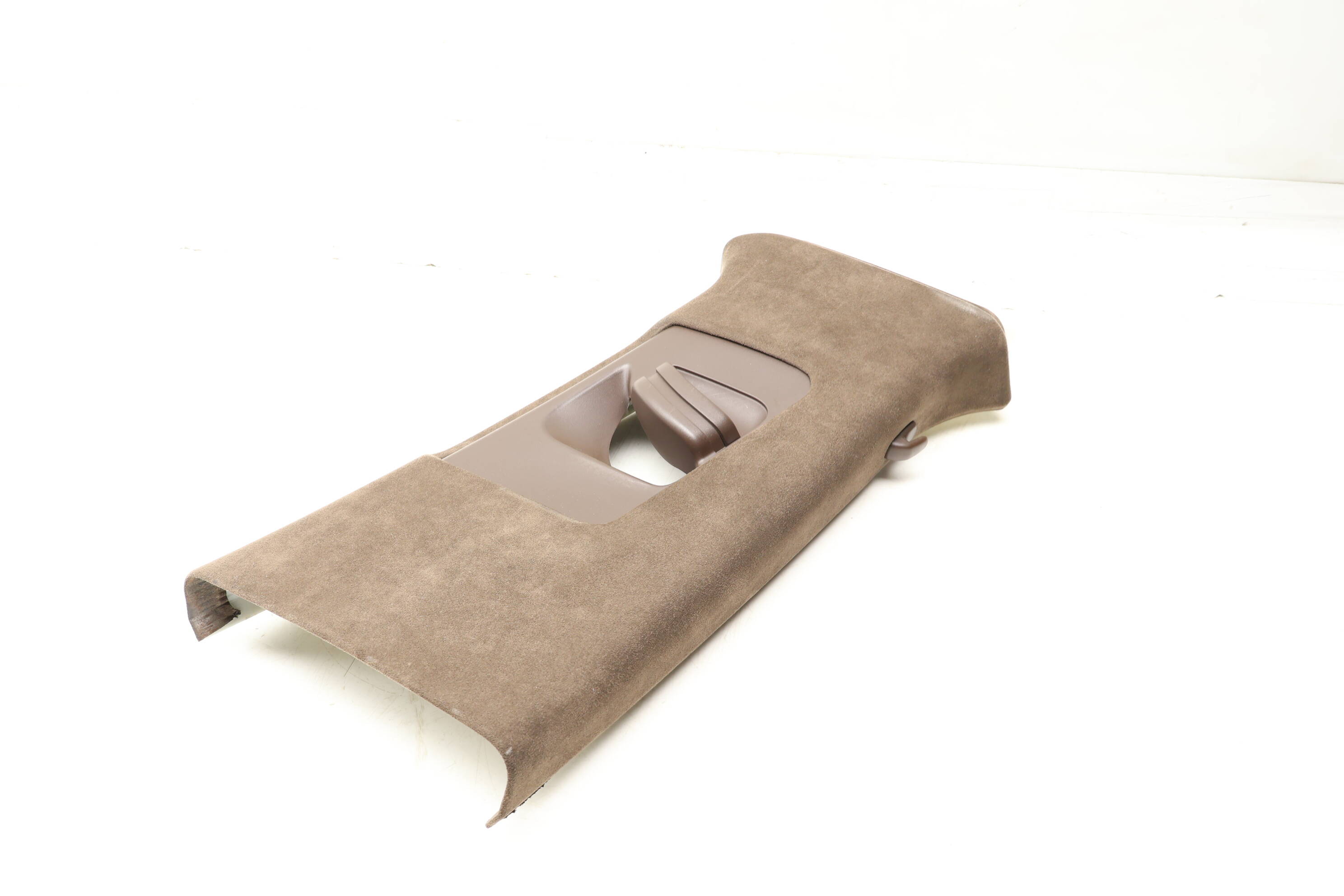 Upper B Pillar Trim / Panel 95B867244A