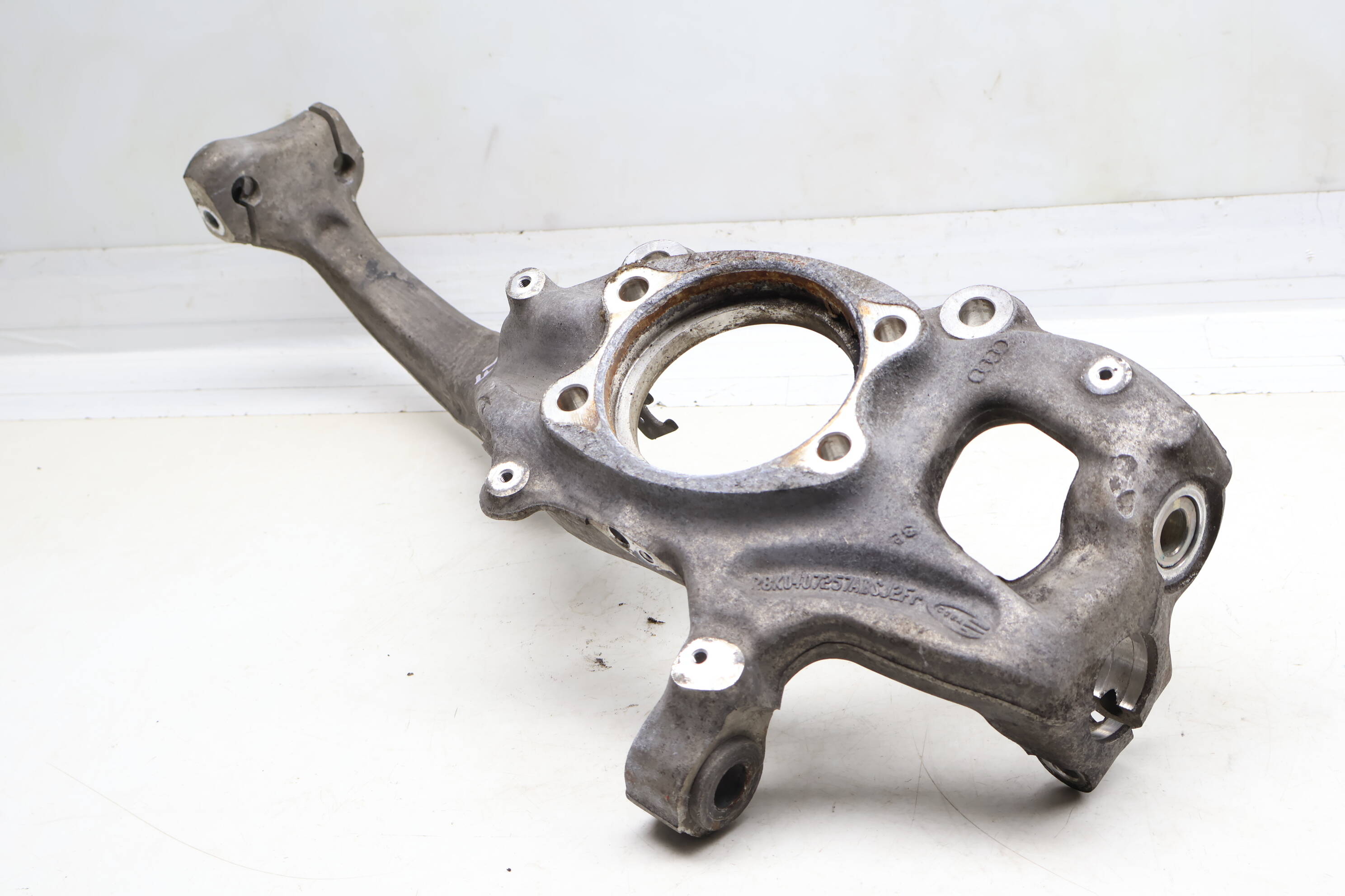 Spindle Knuckle / Wheel Bearing Housing 4G0407241C