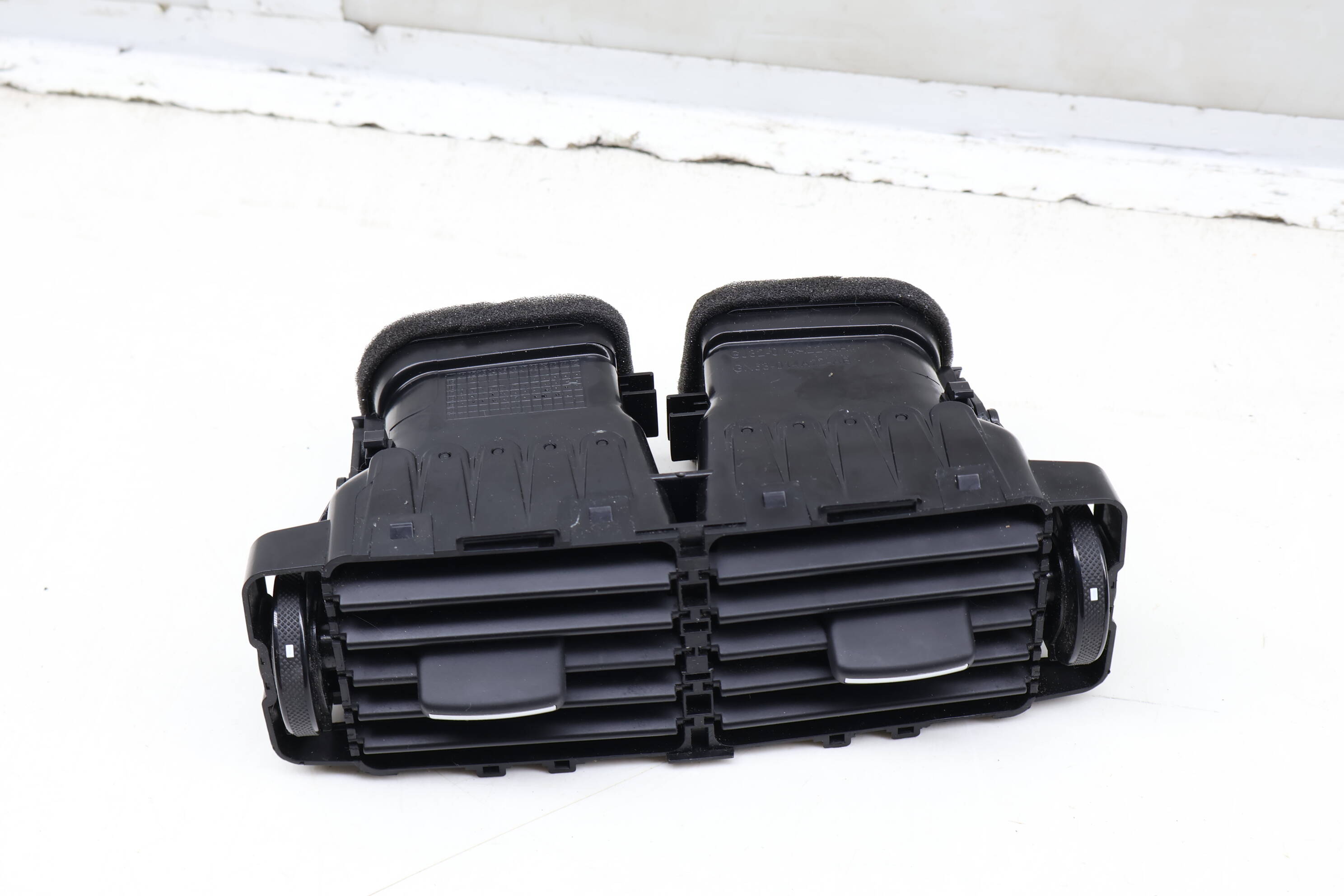 Center Console Air Vent GJ32014A22AA