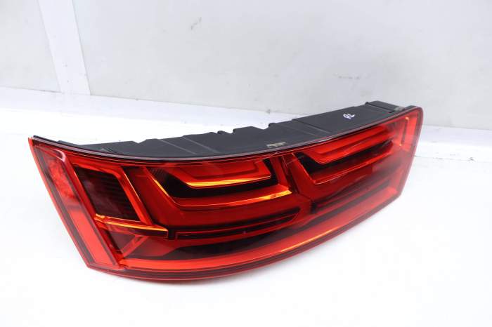 Led Tail Light / Lamp (Upper) 4M0945093D main product photo