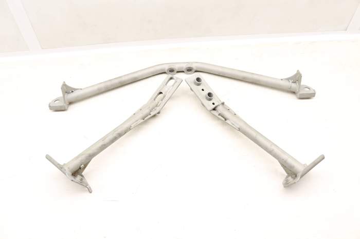 Body Brace / Support Bar 39206863511 main product photo