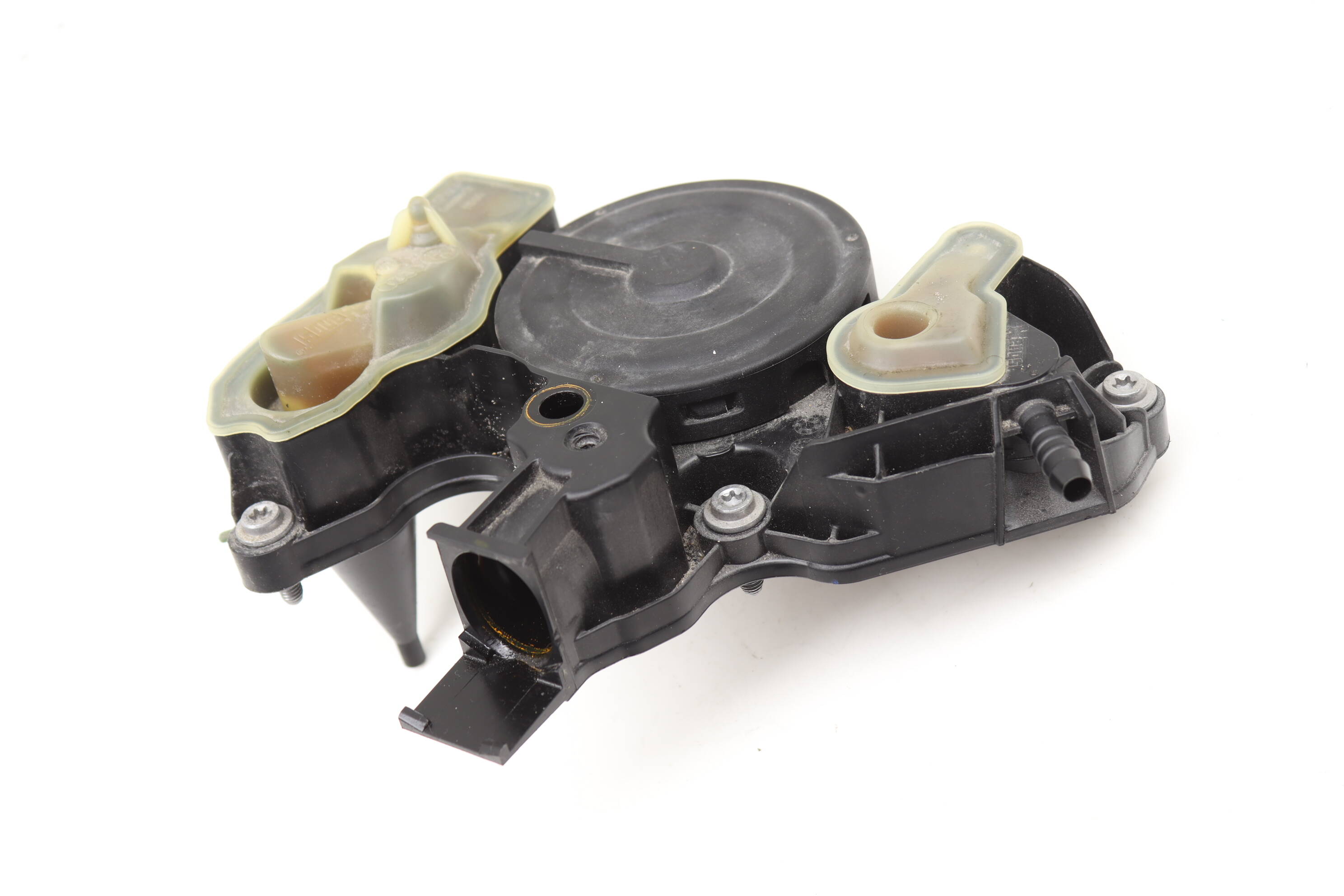 Pvc&#x20;&#x2F;&#x20;Engine&#x20;Oil&#x20;Separator&#x20;06K103495BL