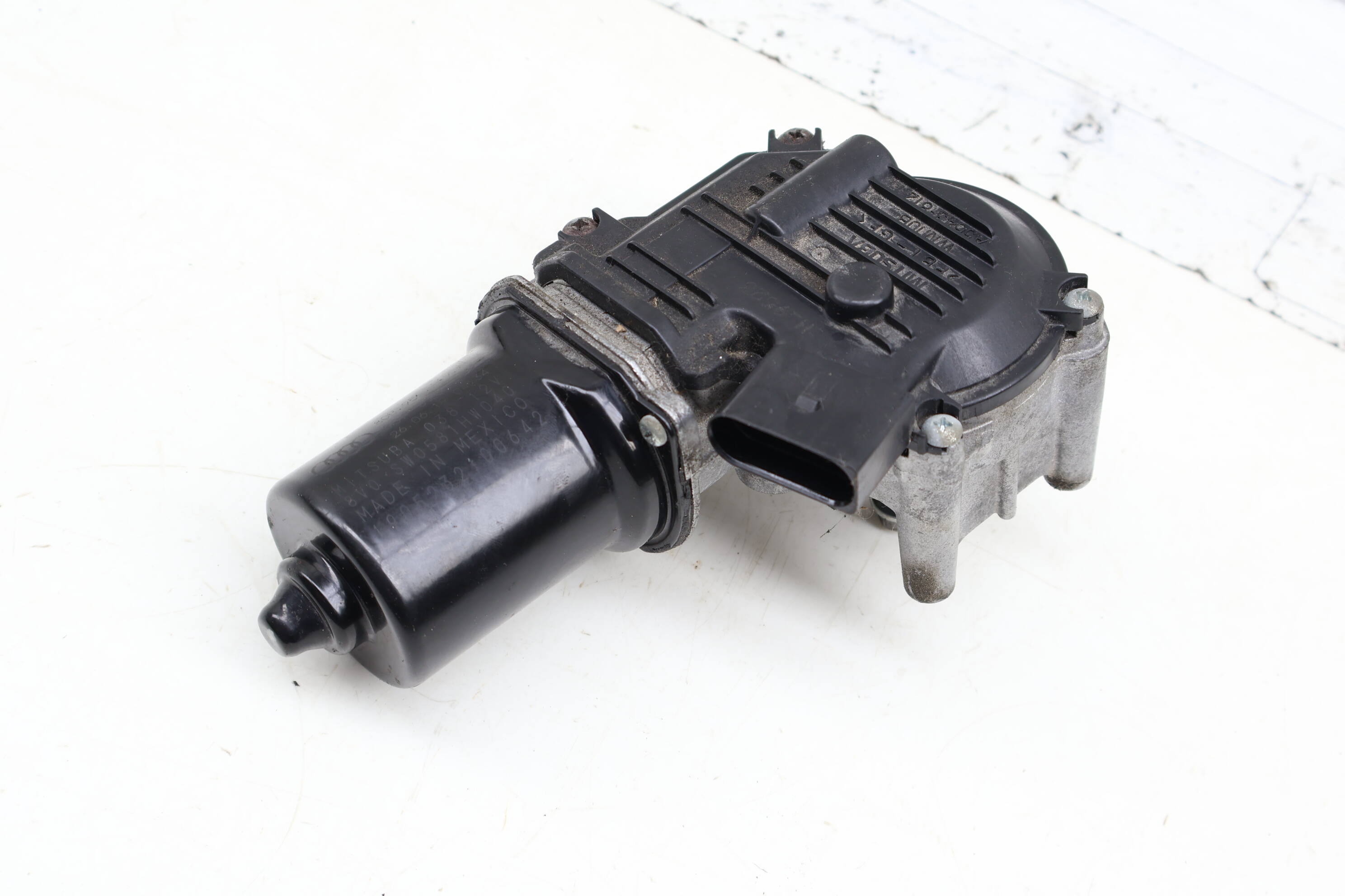 Windshield Wiper Motor 80B955119A