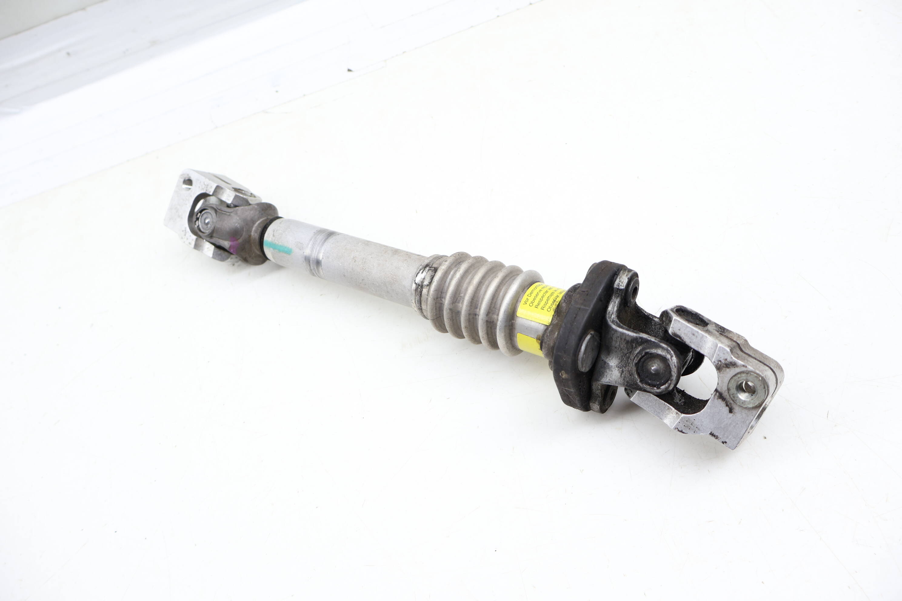 Steering Shaft 99734702304