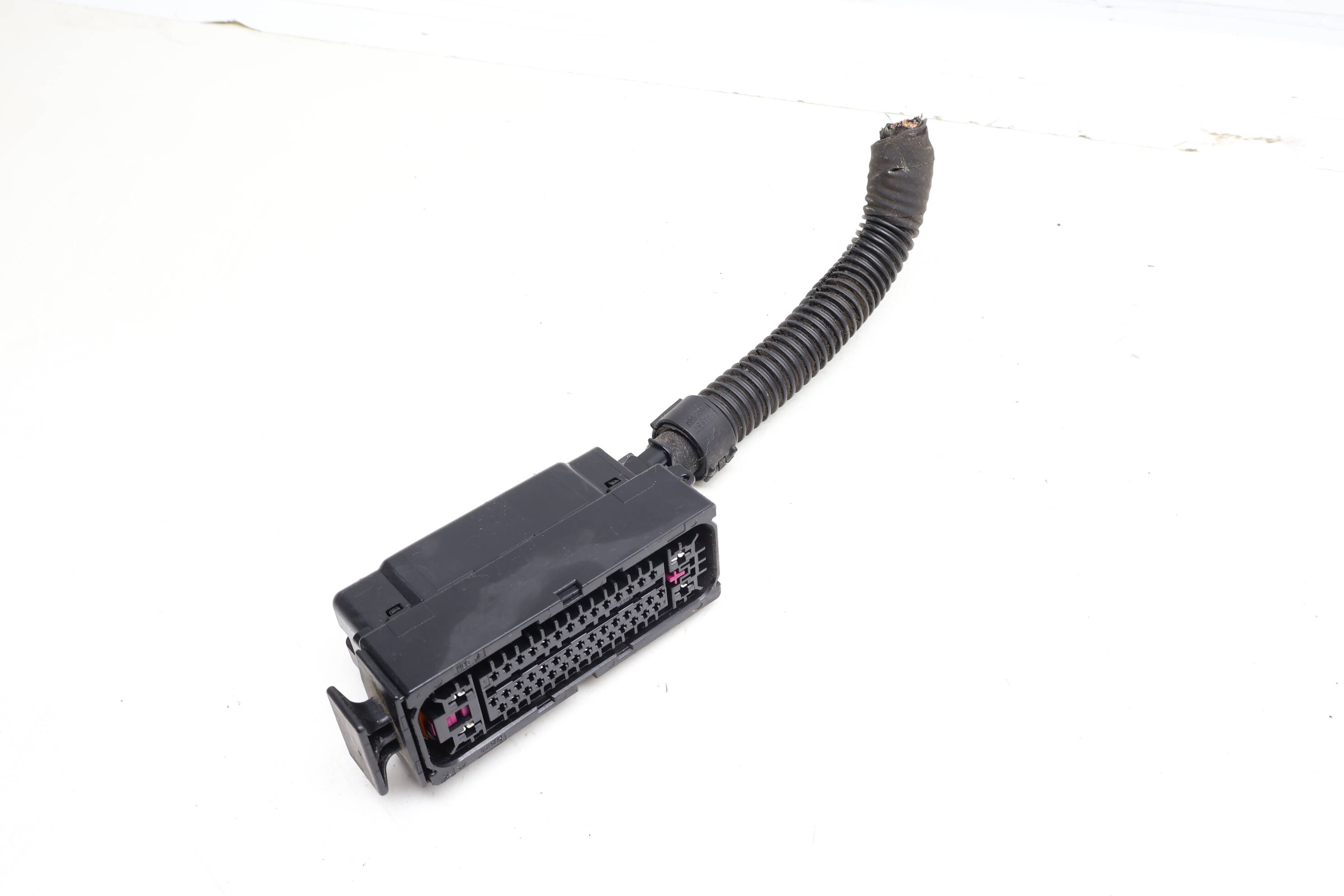 47-Pin Abs Module Wiring Harness Pigtail / Connector 6Q0973047