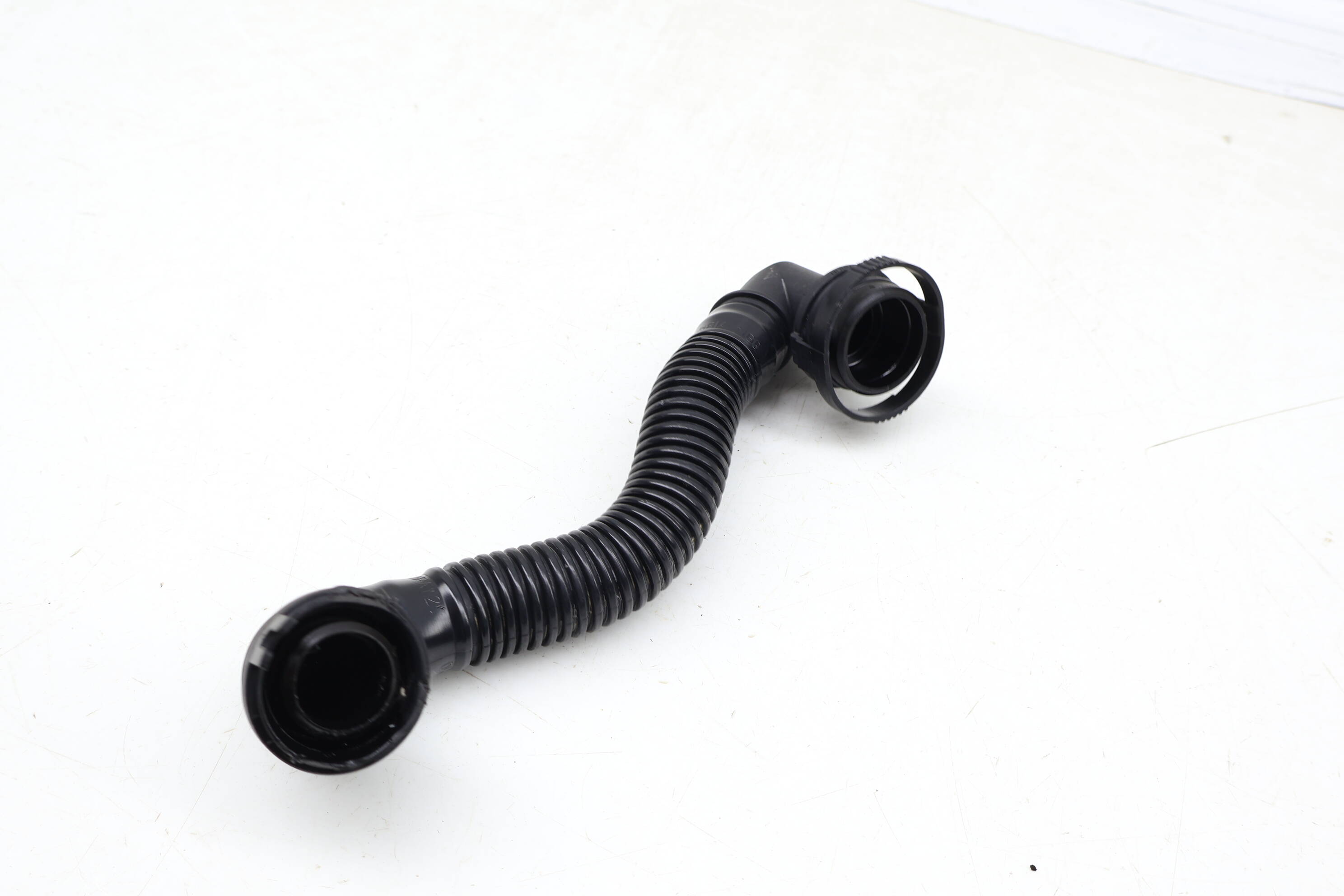 Engine Breather Hose / Line 059103221AP