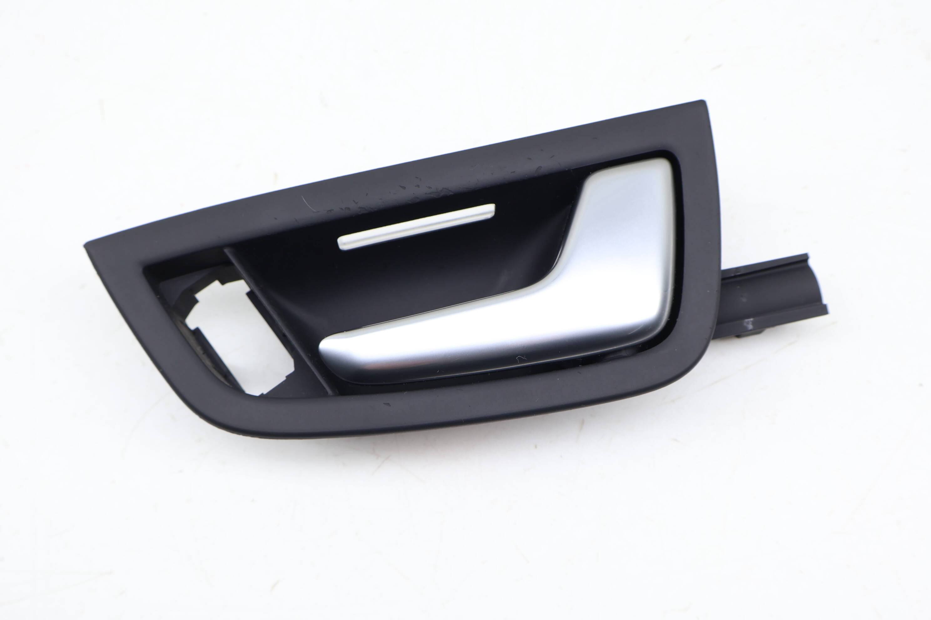 Interior Door Release / Handle 4E0837020