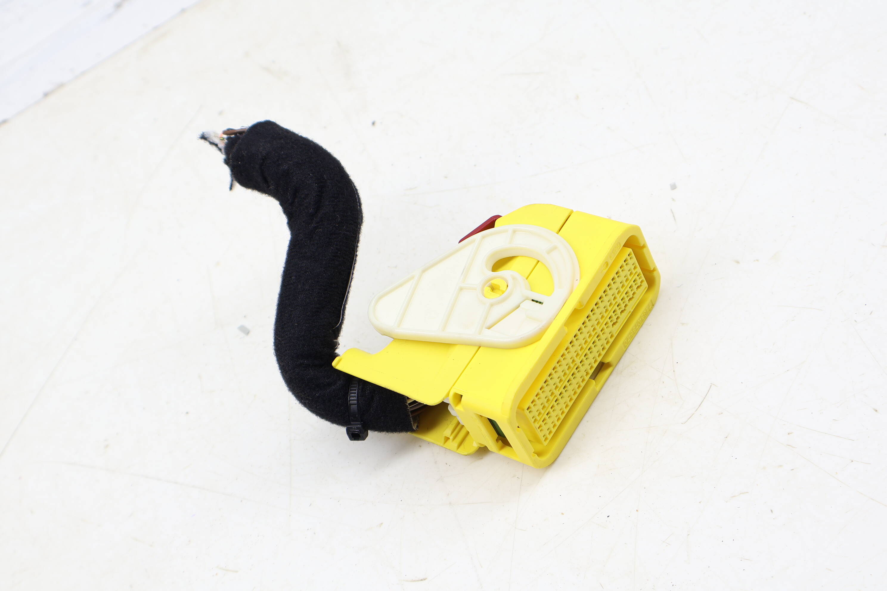 Airbag / Air Bag Module Wire Harness / Connector 8K0973125C