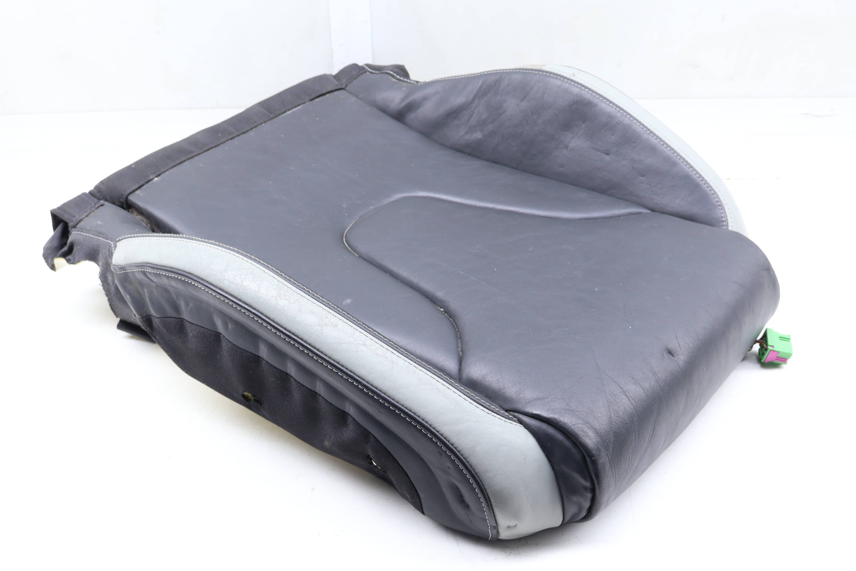 Lower Seat Bottom Cushion (Leather) 8J0881406BE