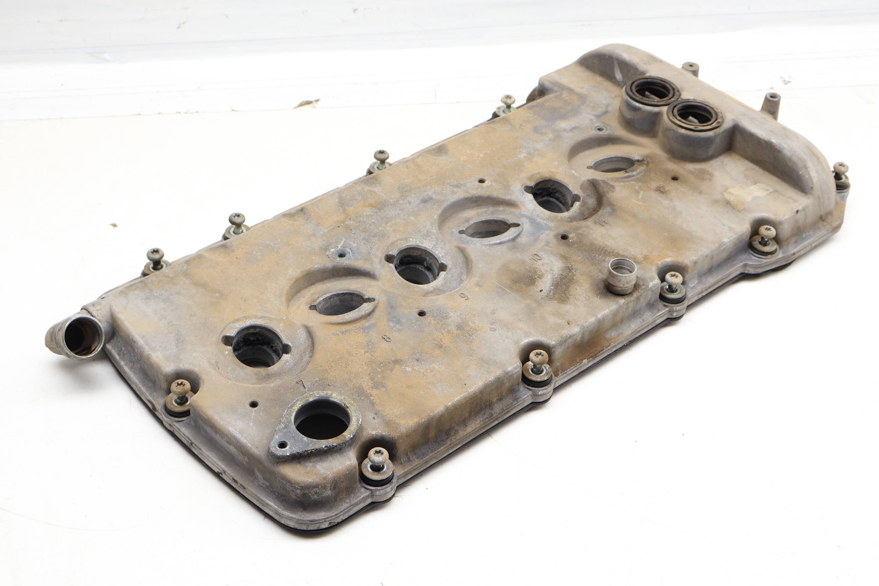 Engine Valve / Cylinder Head Cover 07C103475AG